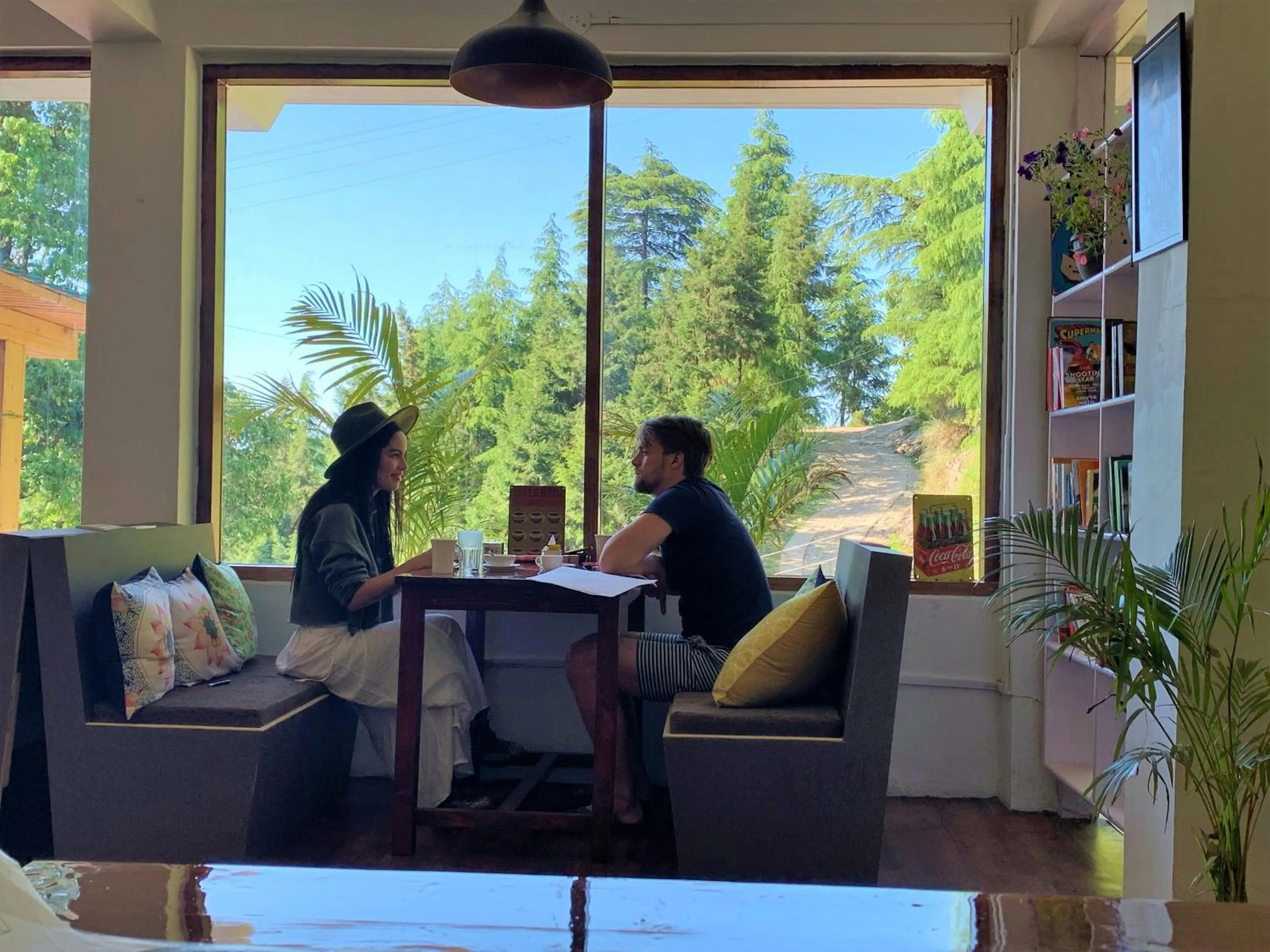 Lounge or bar in Alt Life - Dharamkot (Mcleodganj)