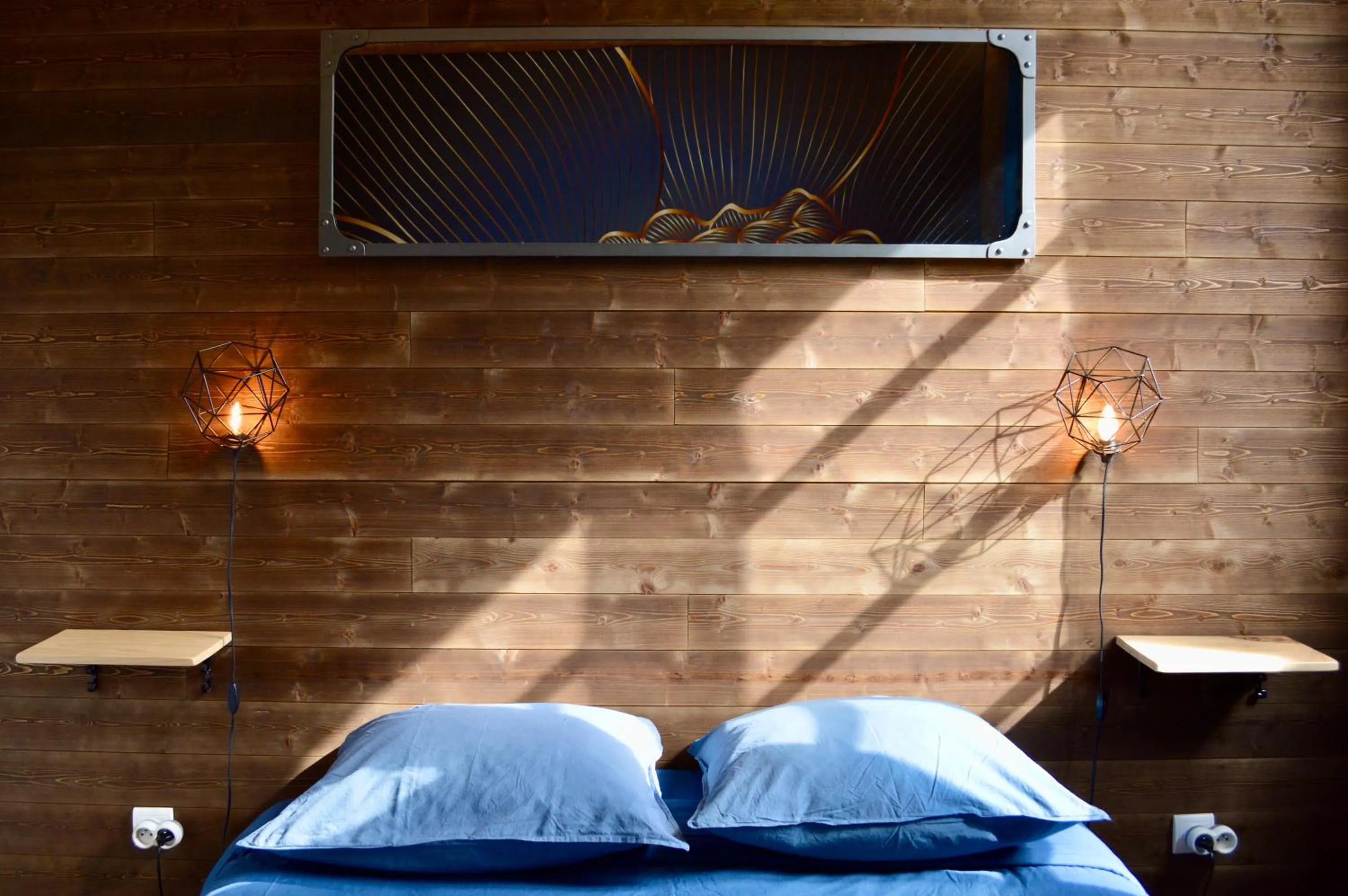 Bed in Maison Maliga J&G House