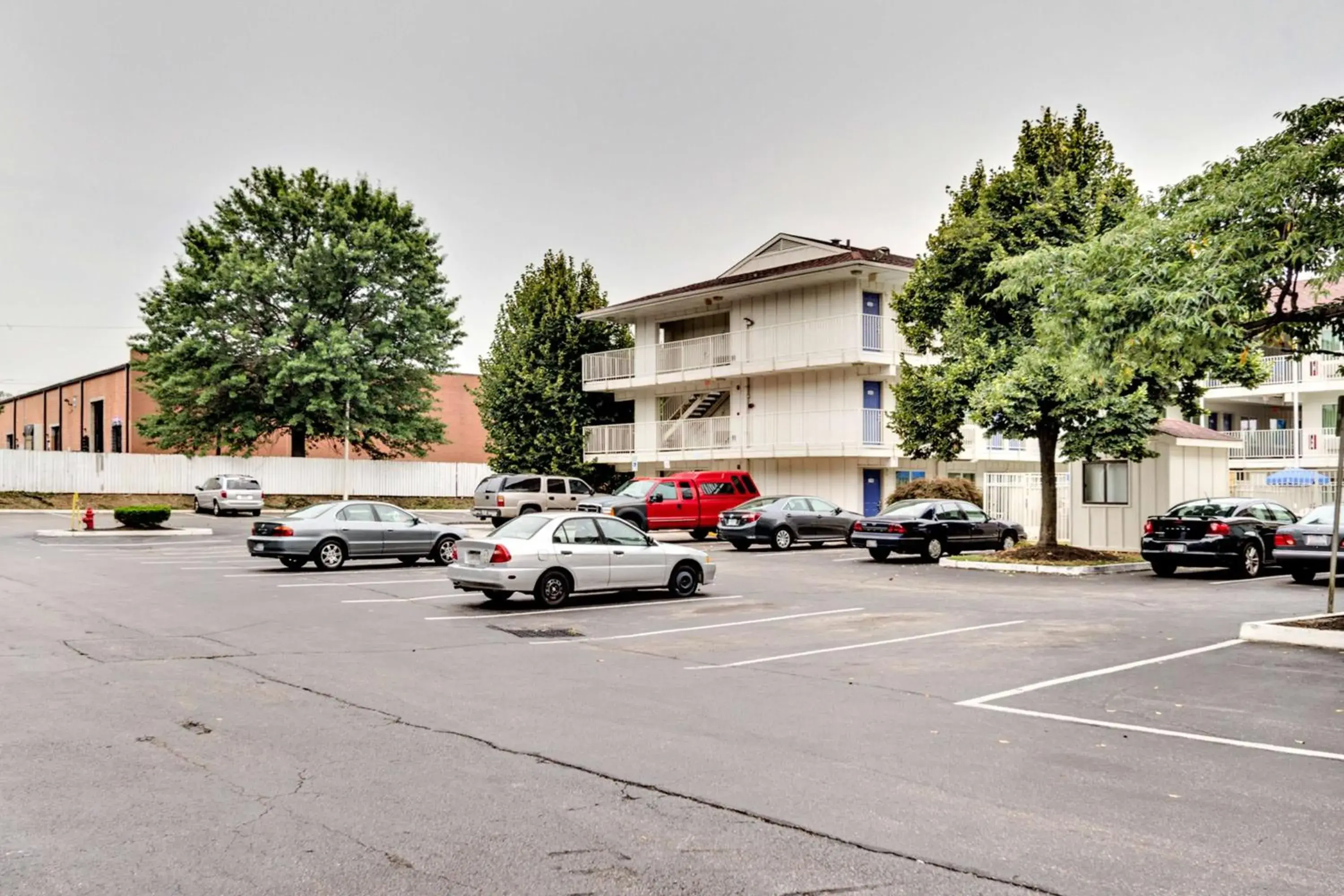 Property Building in Motel 6-Linthicum Heights, MD - BWI Airport