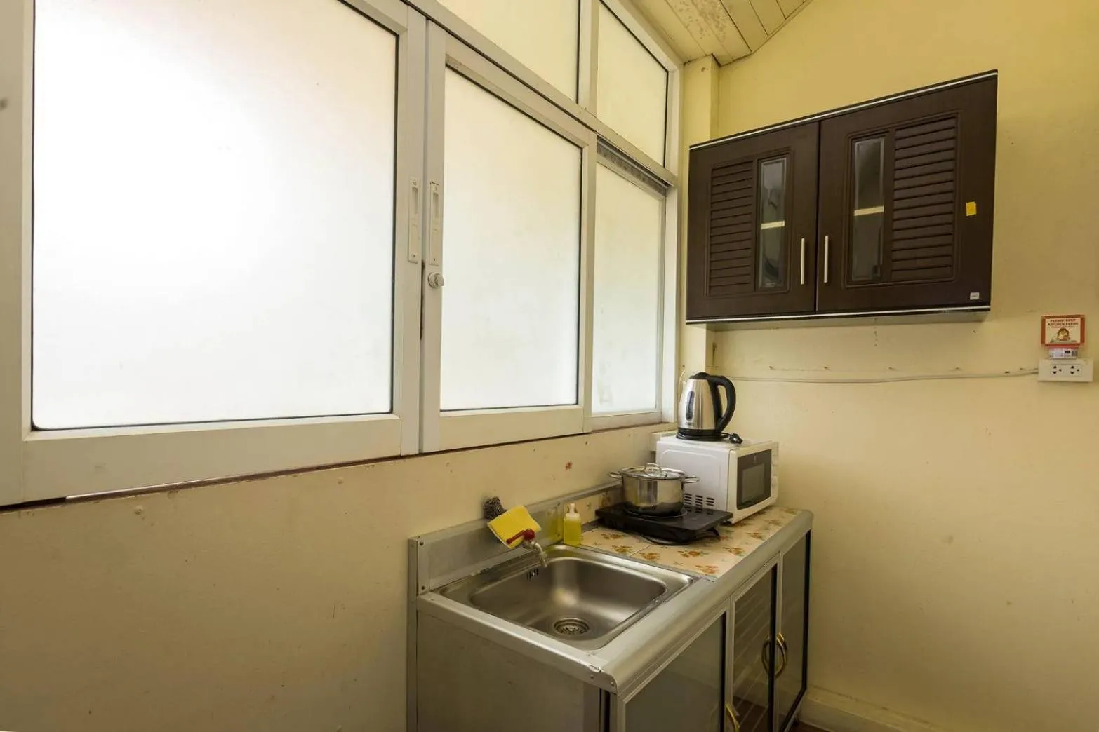 Kitchen or kitchenette in Oscar Villa Aonang Krabi