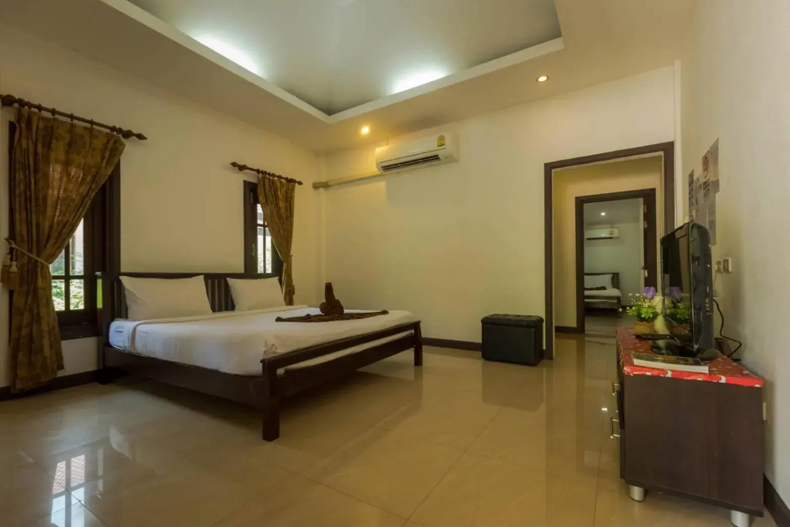 Bed in Oscar Villa Aonang Krabi Bed in Oscar Villa Aonang Krabi