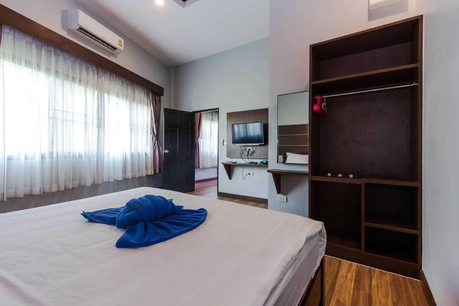 Bed in Oscar Villa Aonang Krabi