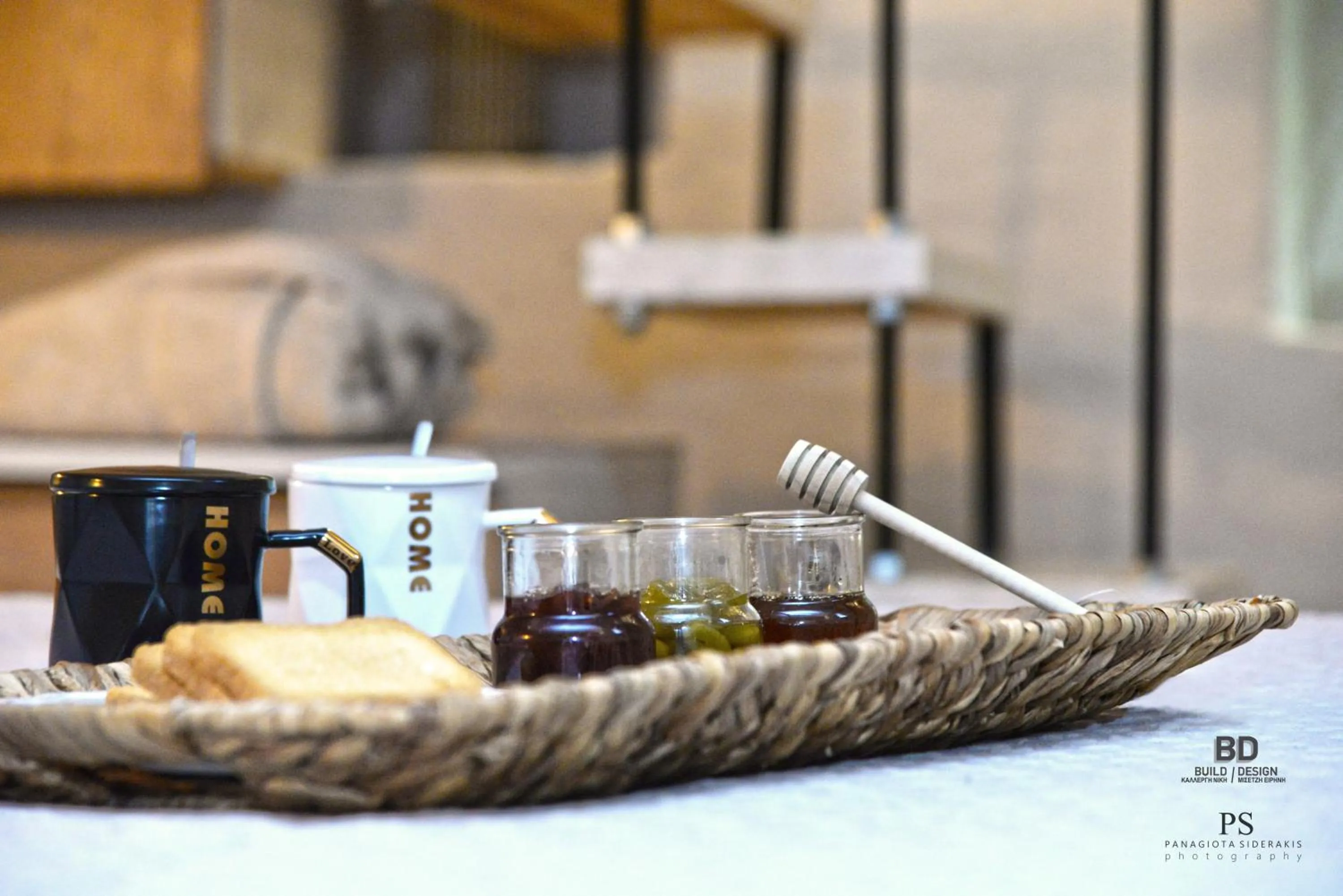 Pyrgos Houses and Restaurant