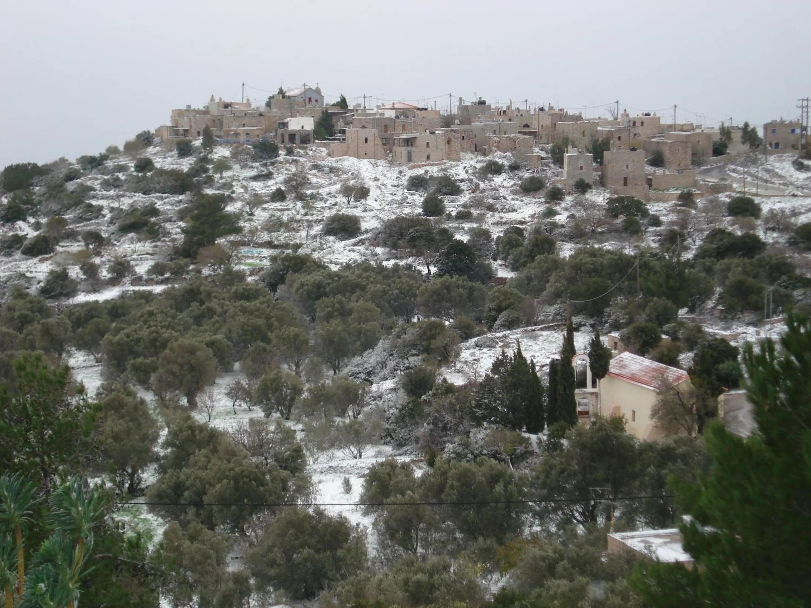Pyrgos Houses and Restaurant