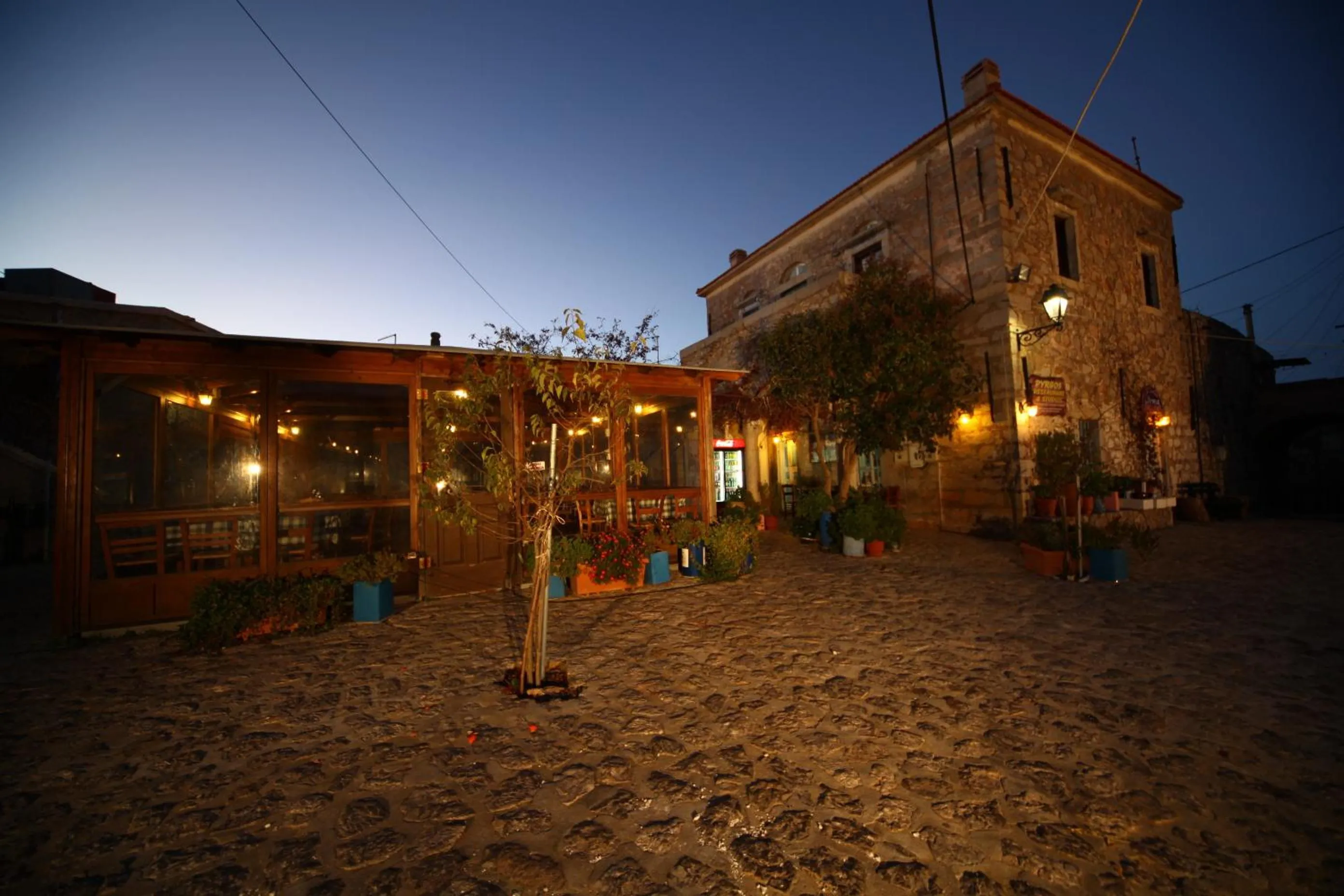 Pyrgos Houses and Restaurant