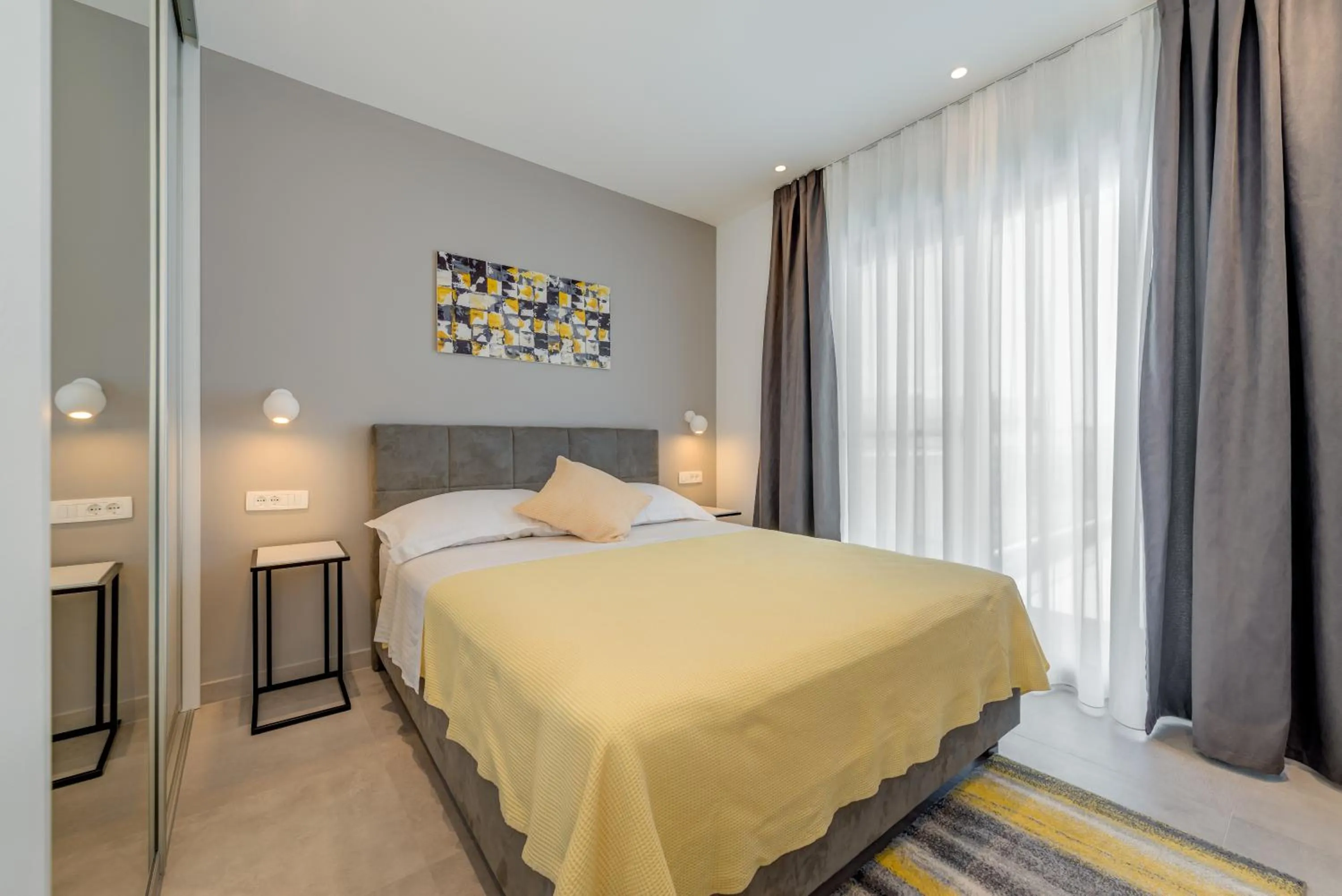 Photo of the whole room, Bed in Villa Luna Podstrana