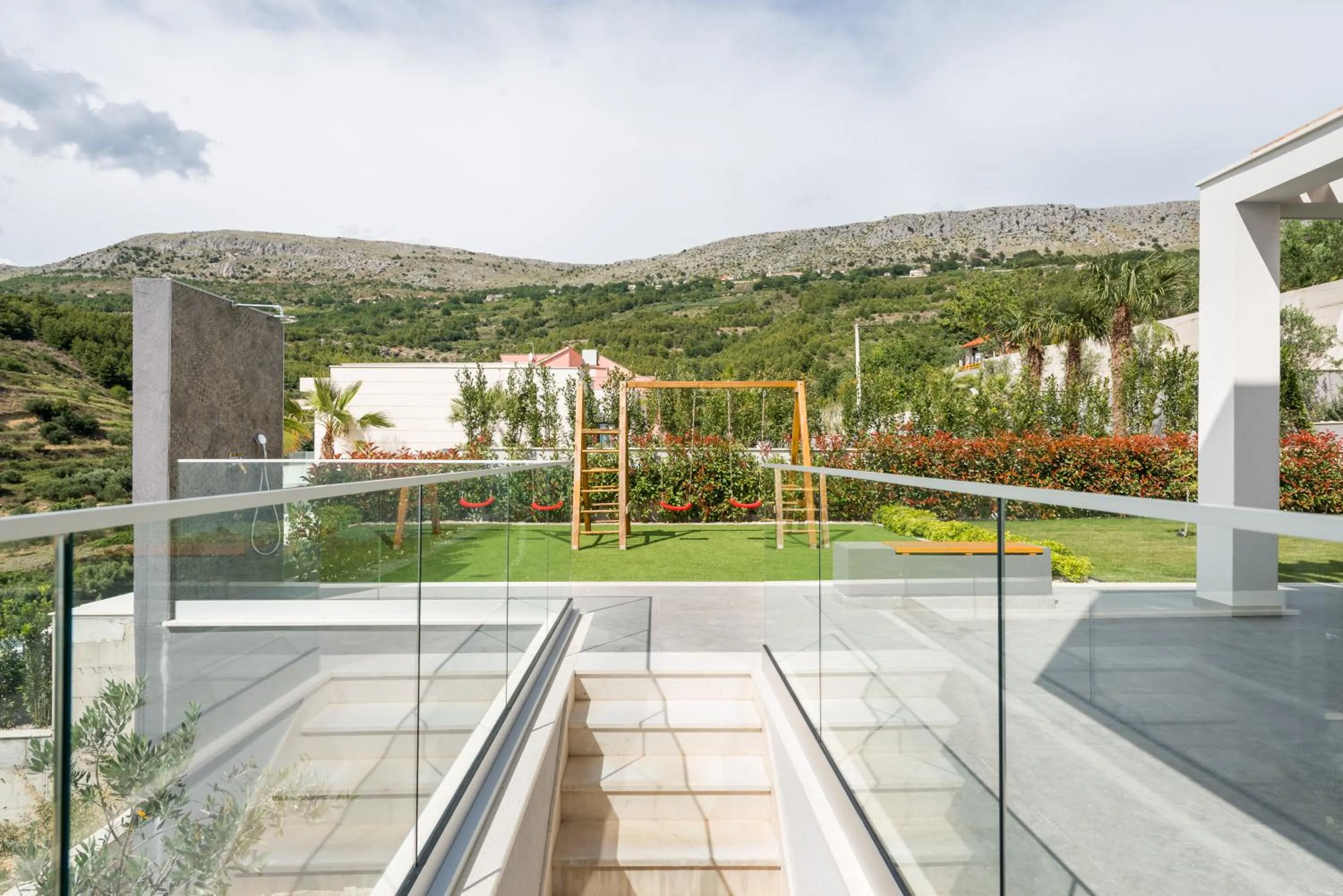 Summer in Villa Luna Podstrana