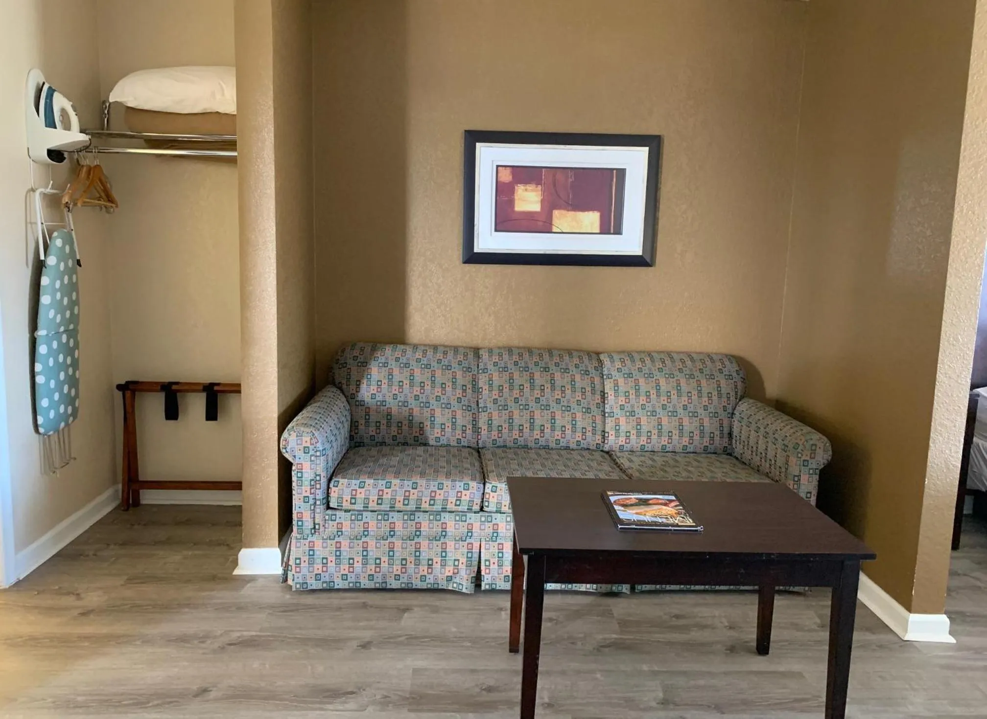 Living room in Sea Horse Inn and Cottages