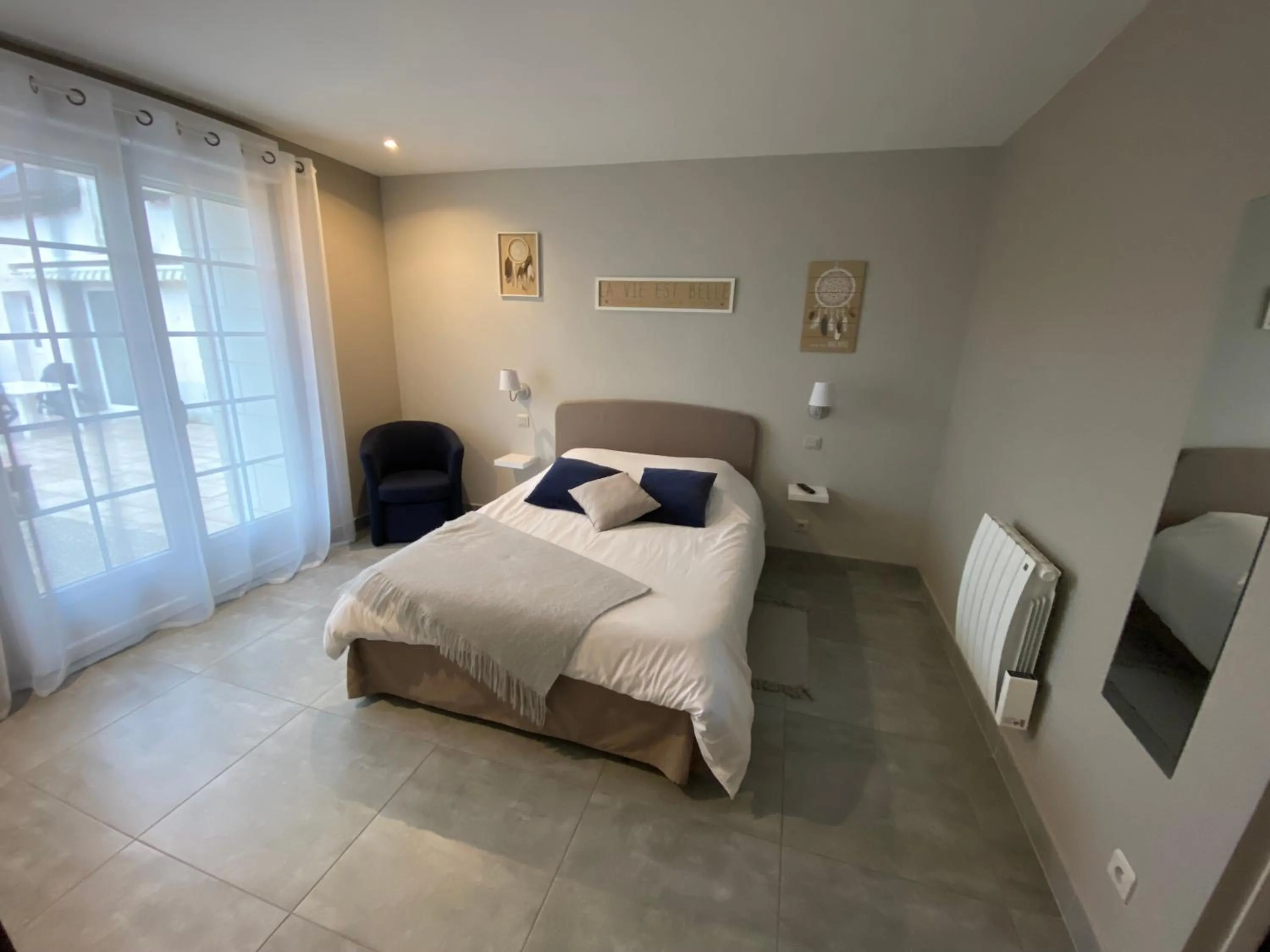 Bed in La vieille maison