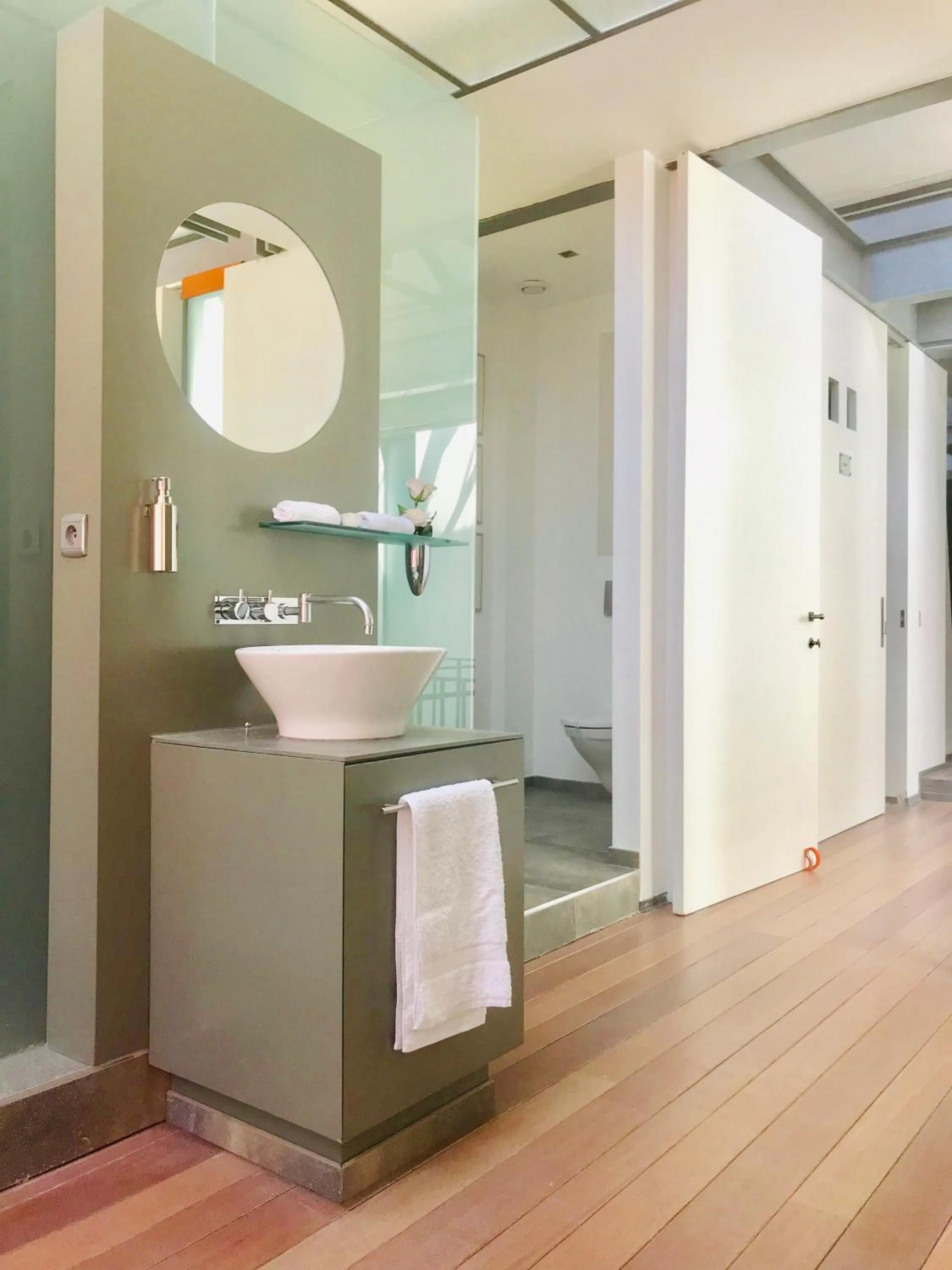 Bathroom in Les Lofts d'Artistes