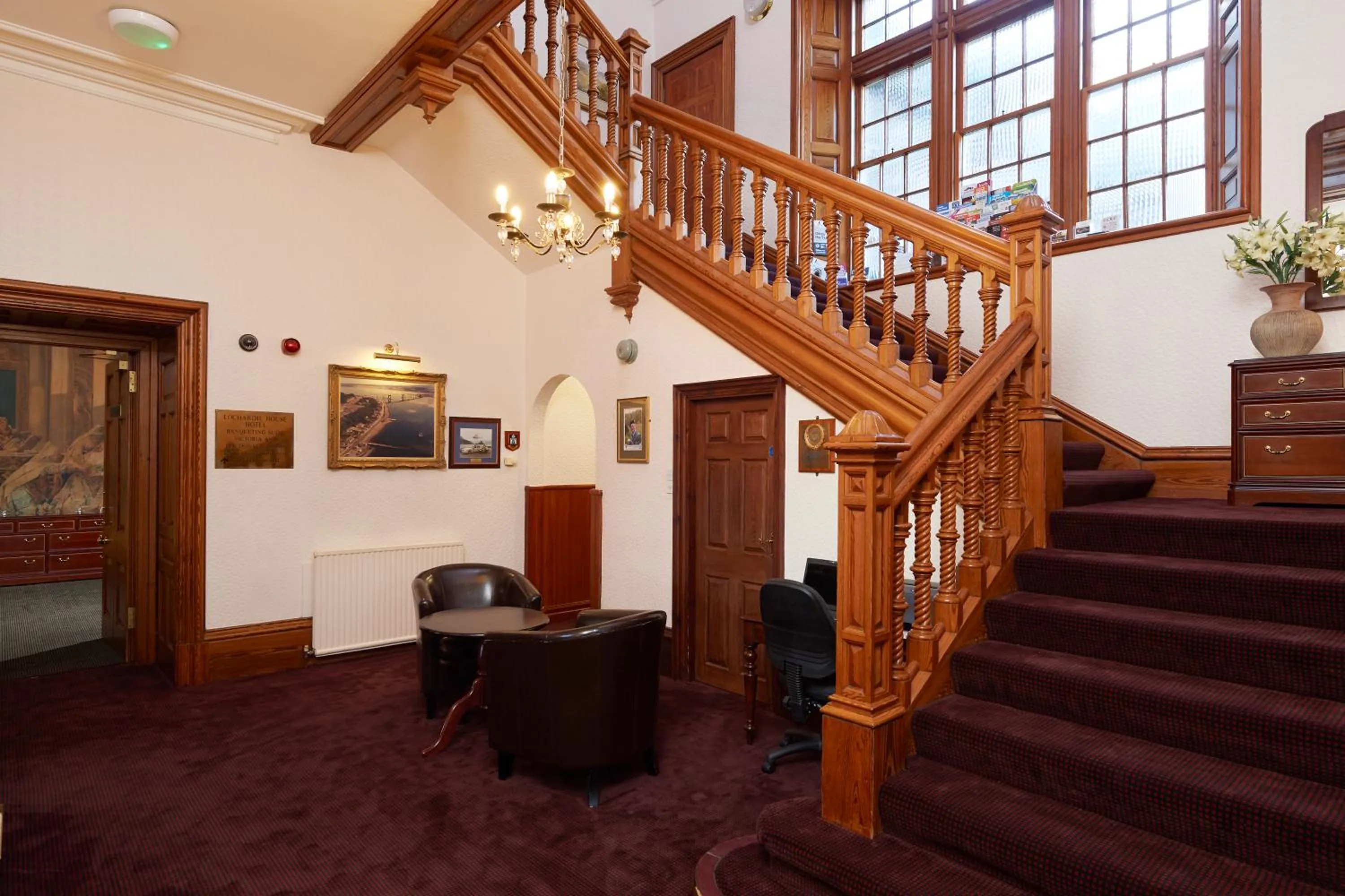 Lobby or reception in Inverness Lochardil House, by Highland Coast Hotels