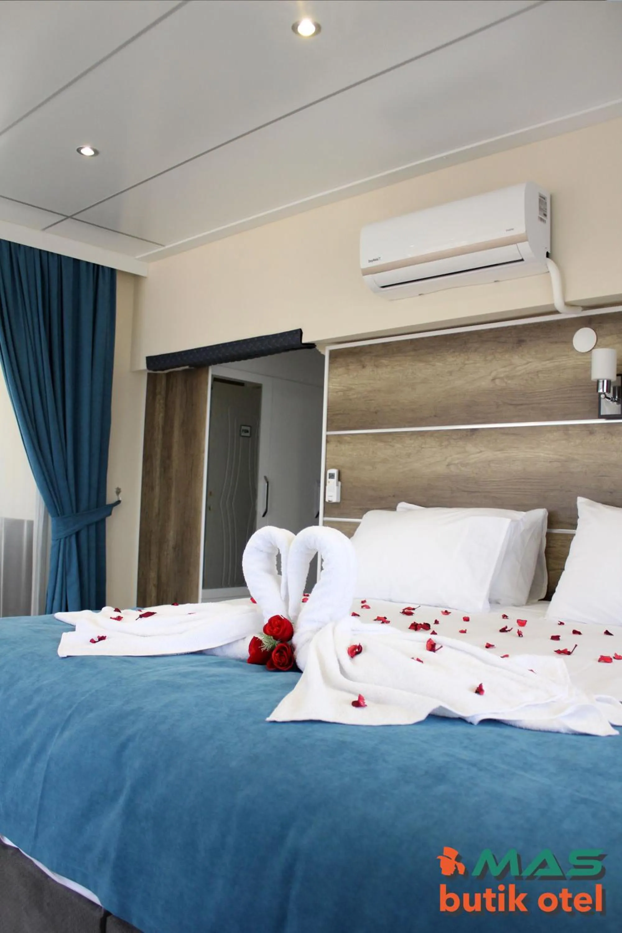 Photo of the whole room, Bed in Mas Butik Otel