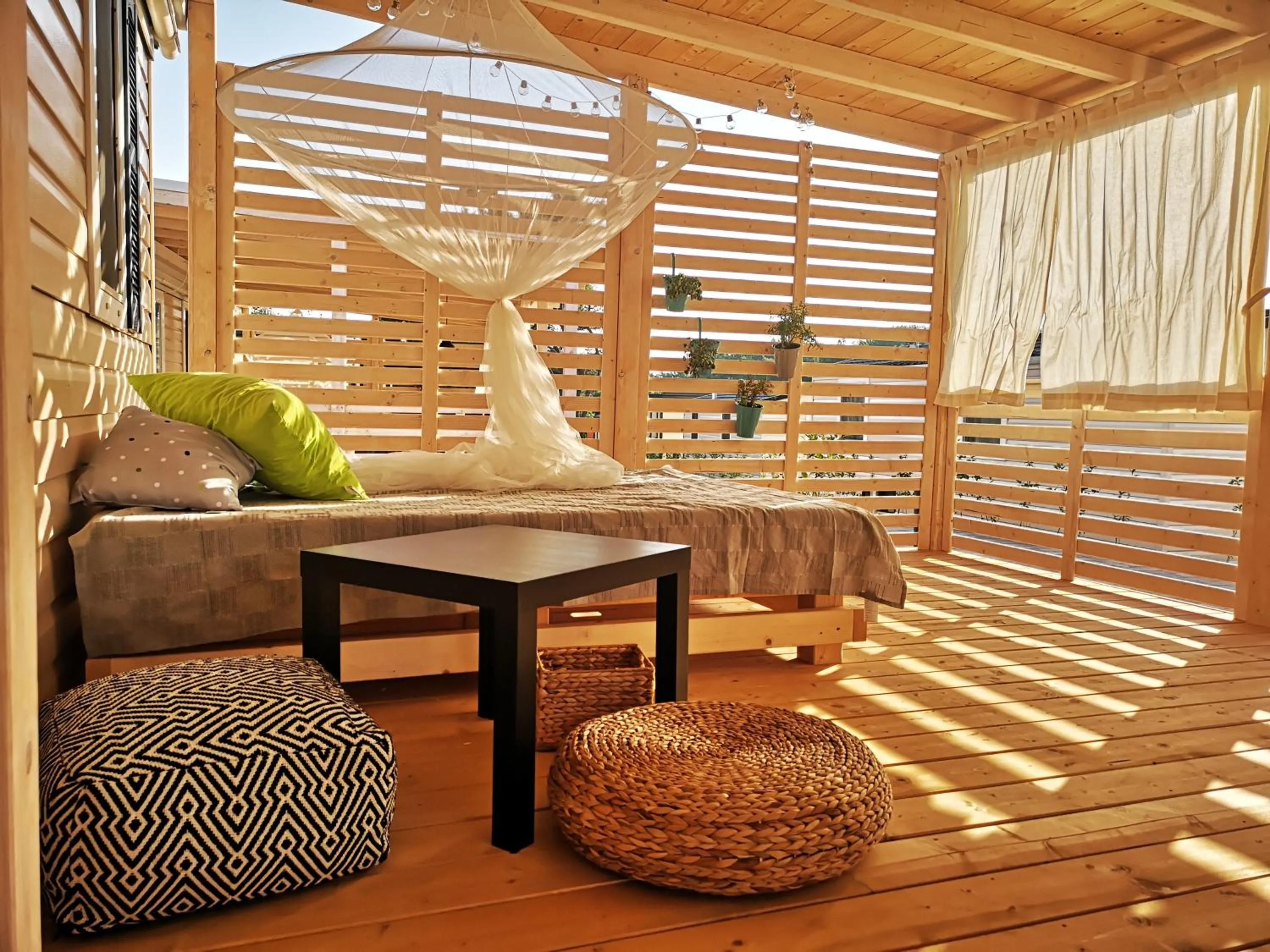 Balcony/Terrace in West Coast Mobilhome with XXL Terrace