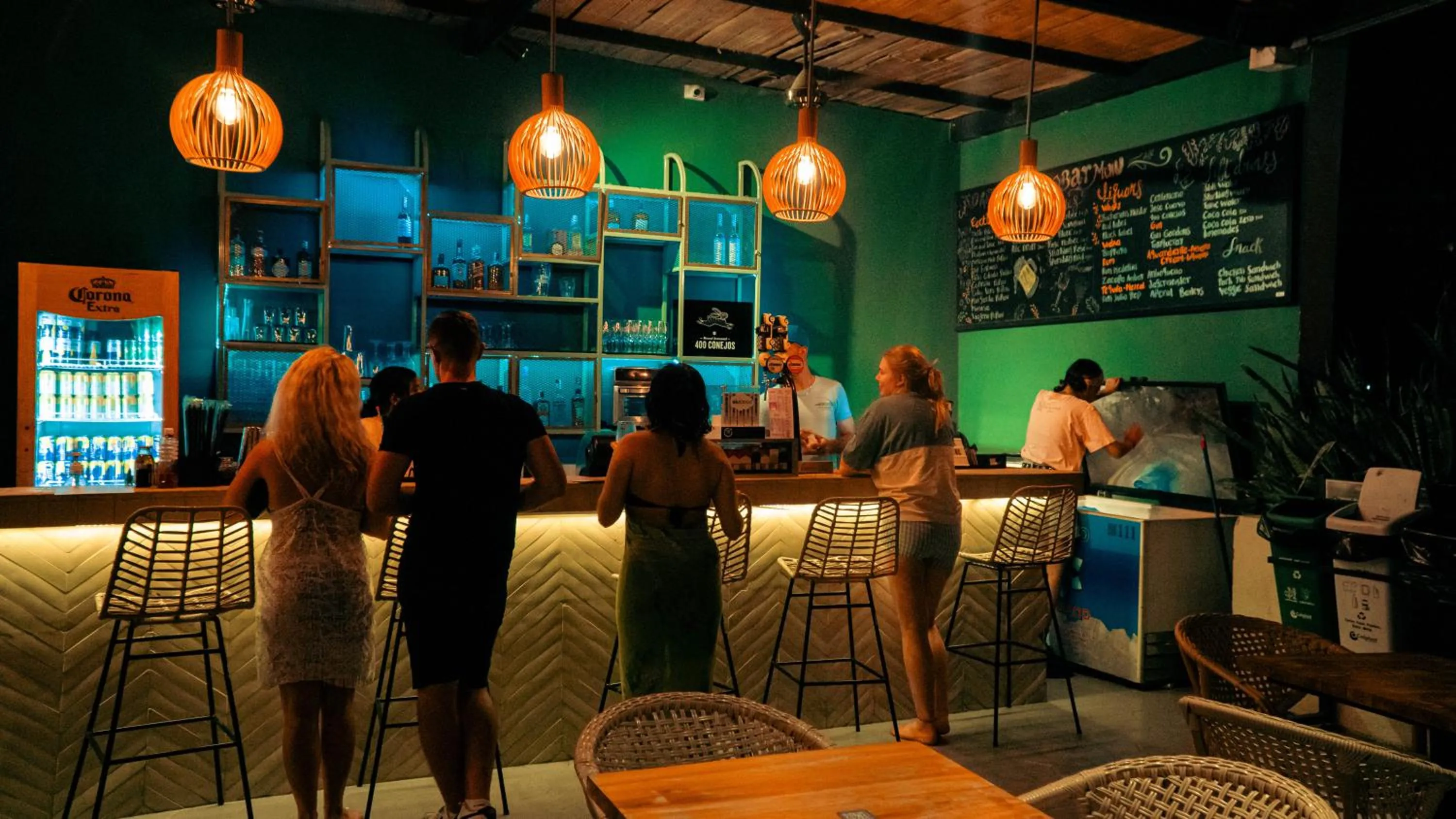 Restaurant/places to eat in Viajero Santa Marta Hostel