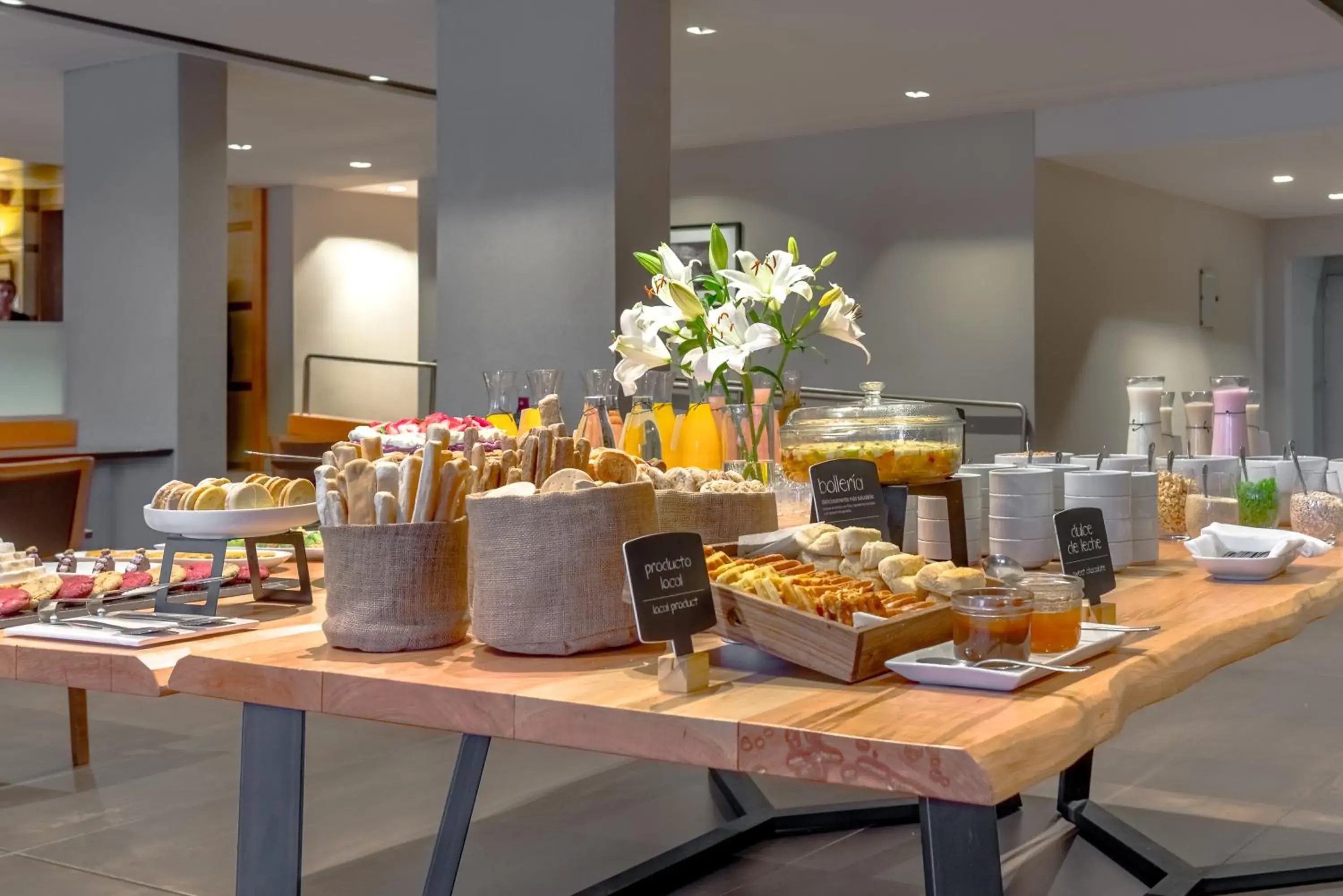 Breakfast in NH Bariloche Edelweiss Breakfast in NH Bariloche Edelweiss