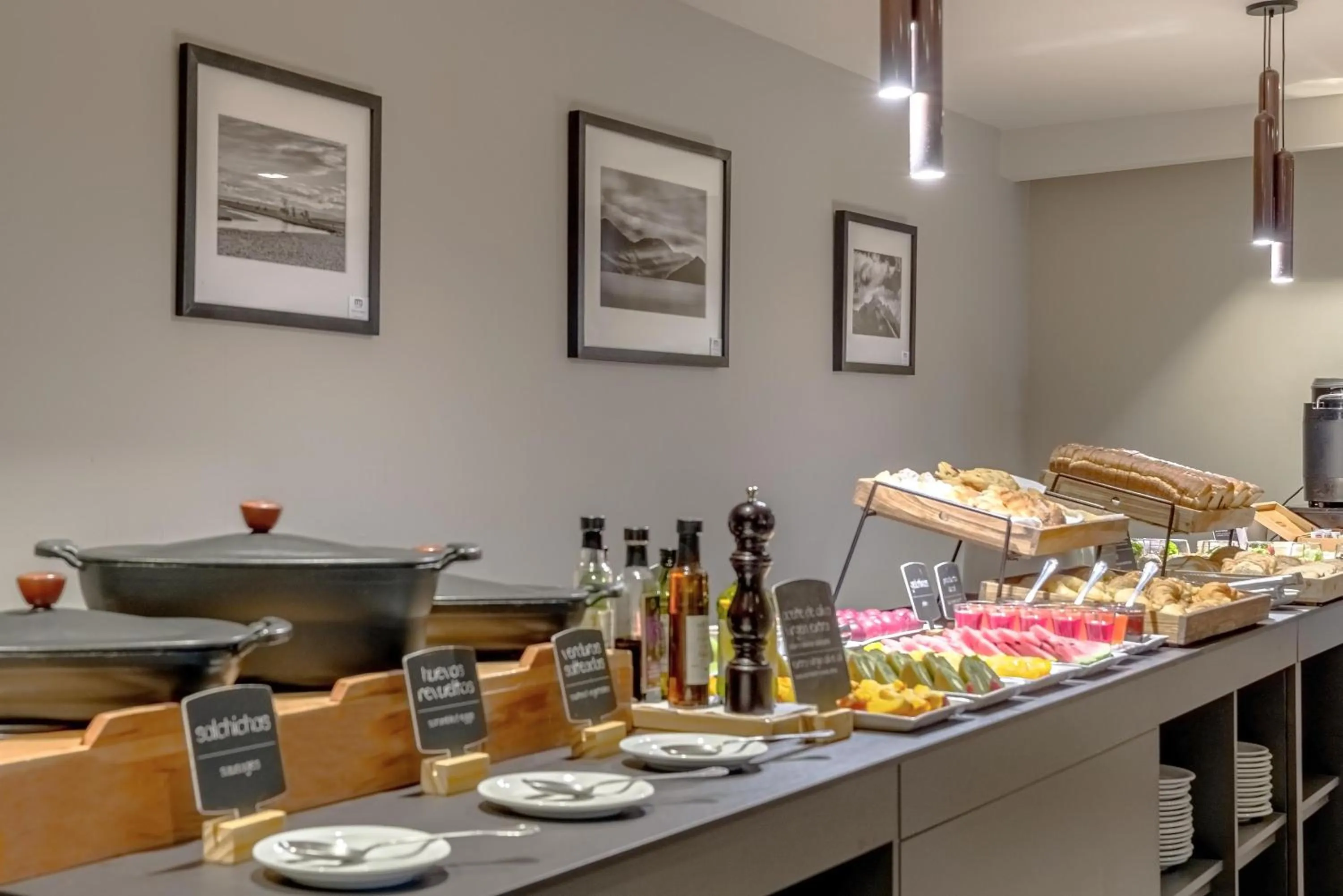 Restaurant/places to eat in NH Bariloche Edelweiss