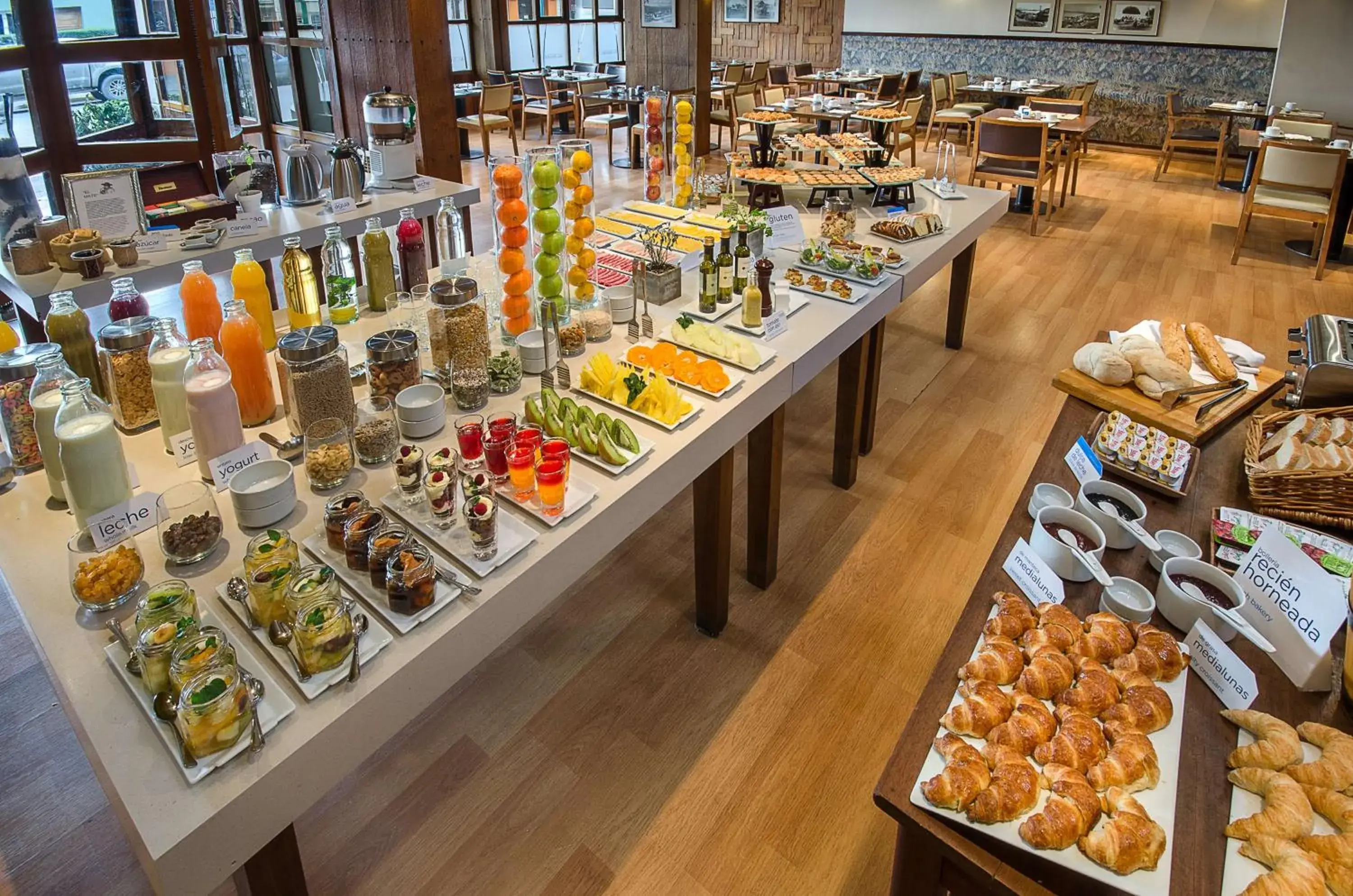 Breakfast in NH Bariloche Edelweiss Breakfast in NH Bariloche Edelweiss