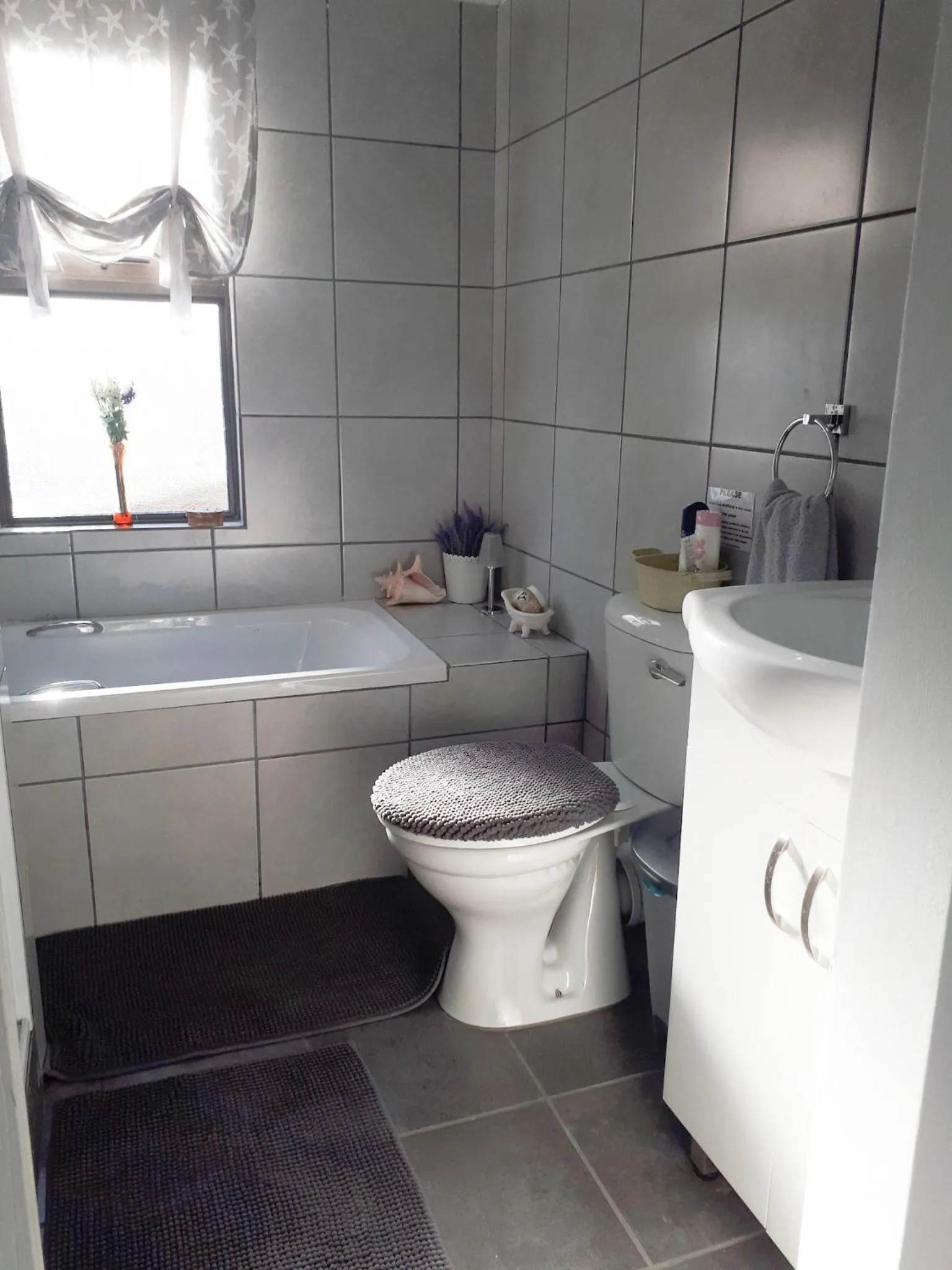 Bathroom in Umtamvuna View Cabanas