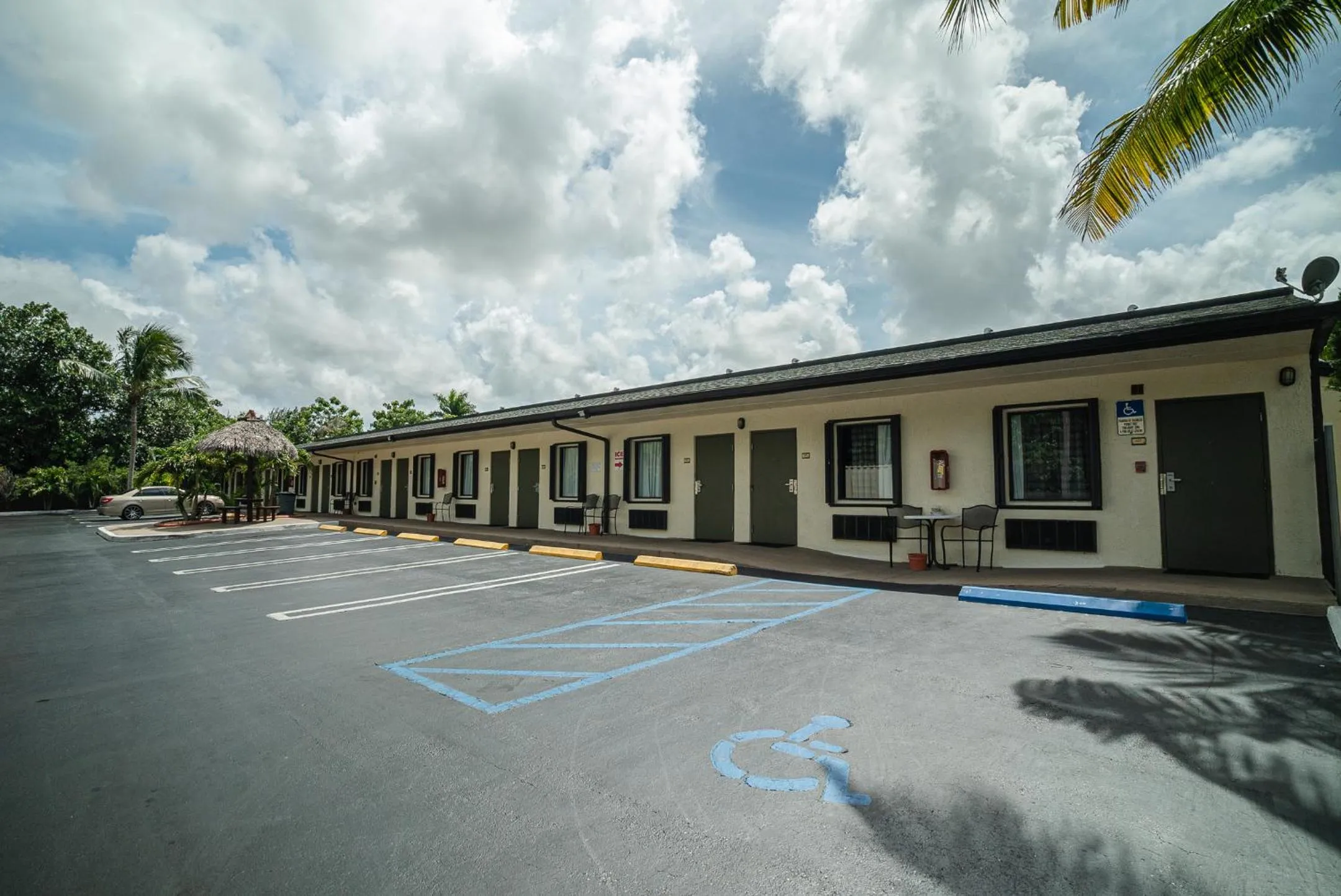 Property building in Travelodge by Wyndham Florida City/Homestead/Everglades