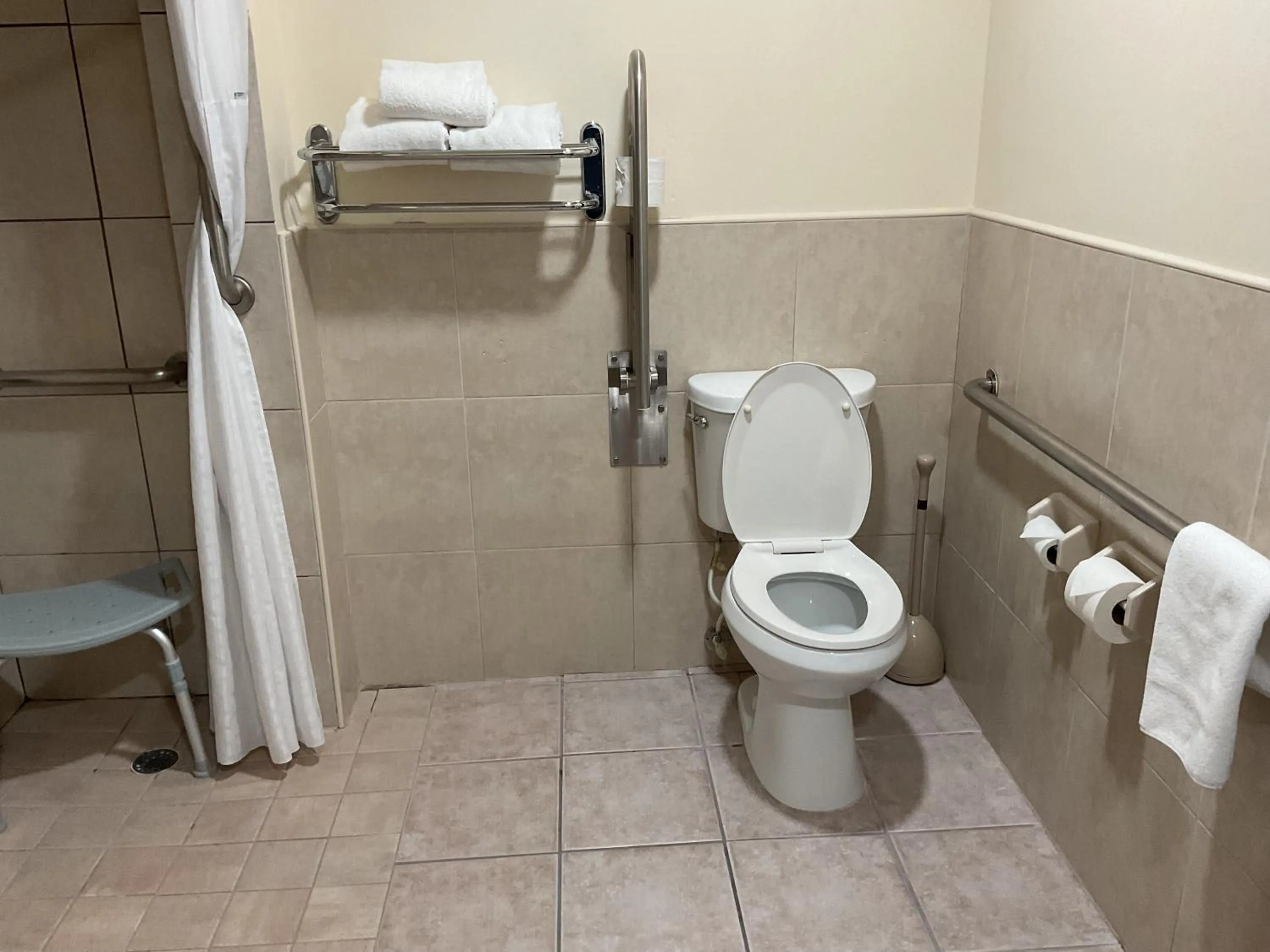 Toilet in Travelodge by Wyndham Florida City/Homestead/Everglades