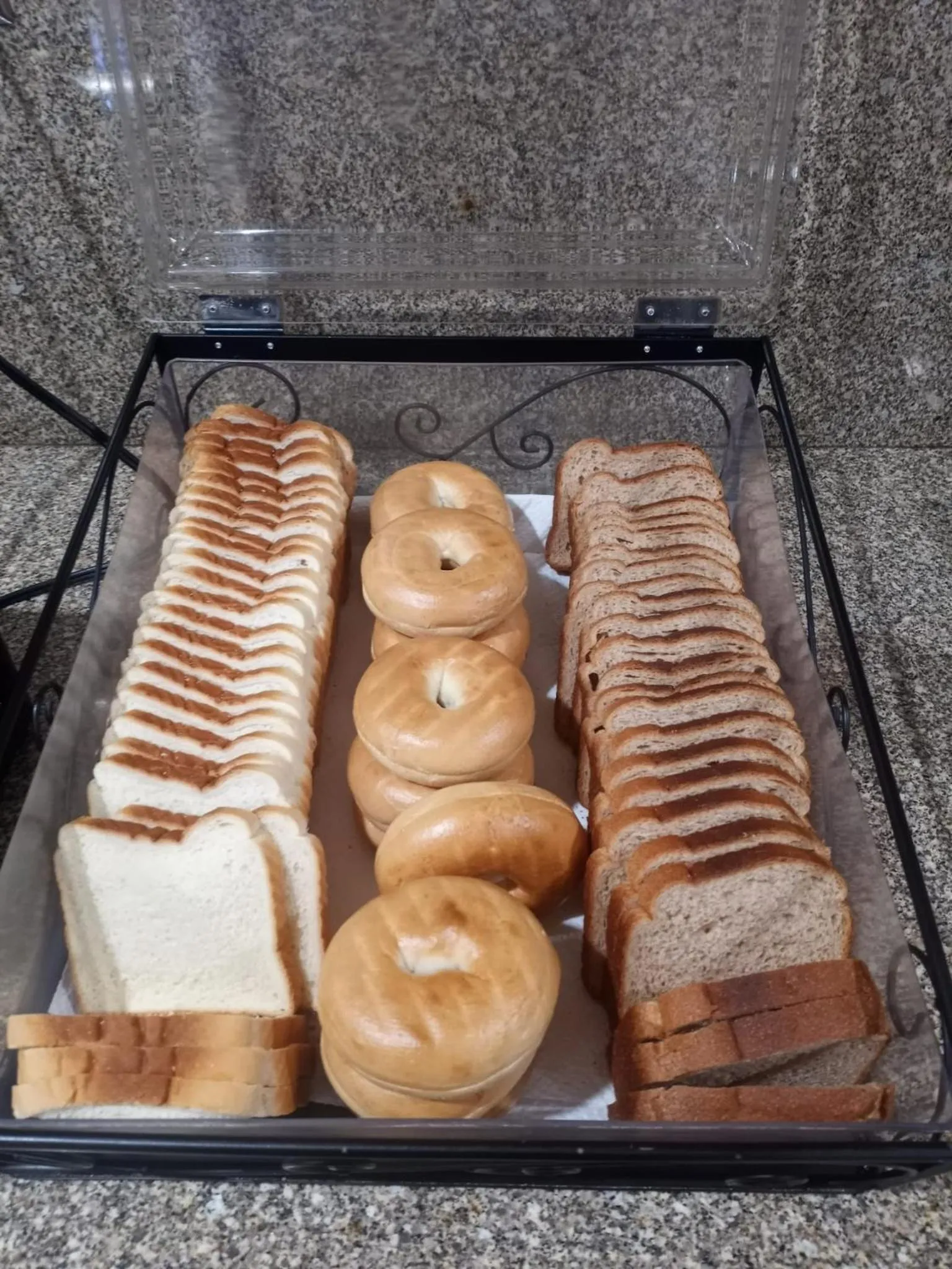 Food and drinks in Travelodge by Wyndham Florida City/Homestead/Everglades