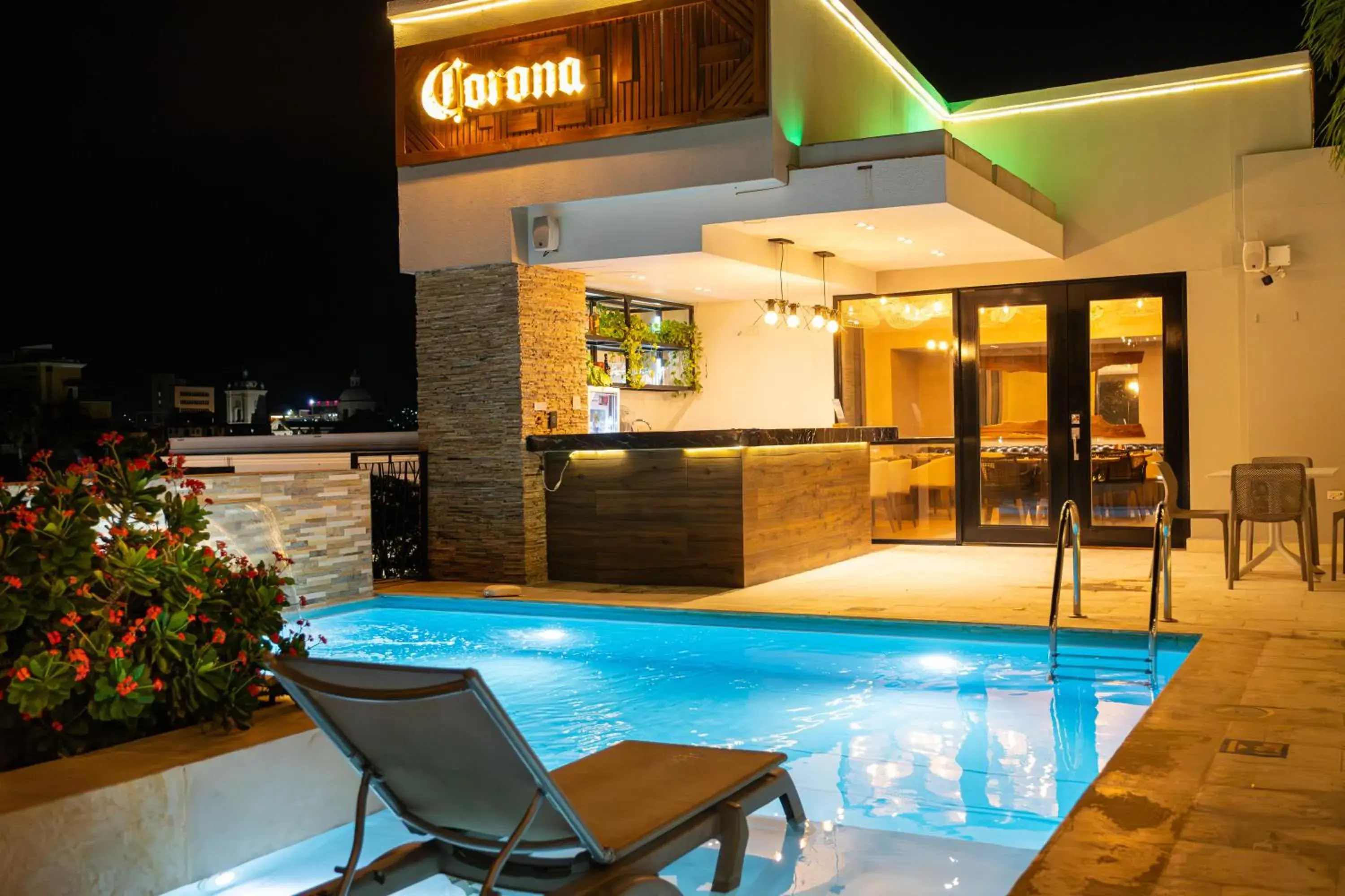 Swimming pool in Hotel Boutique Maree Swimming pool in Hotel Boutique Maree