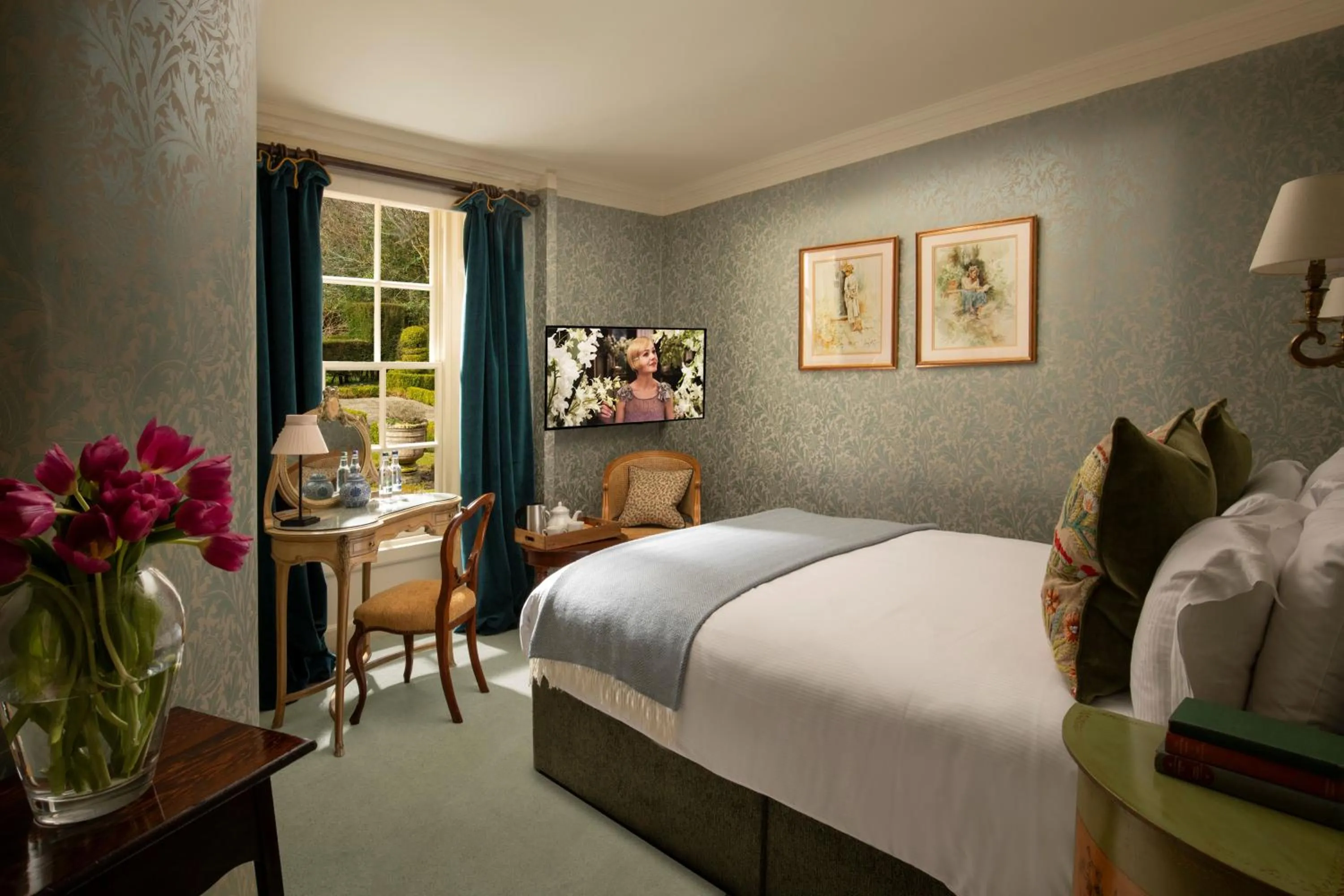 Bed in Thackray House