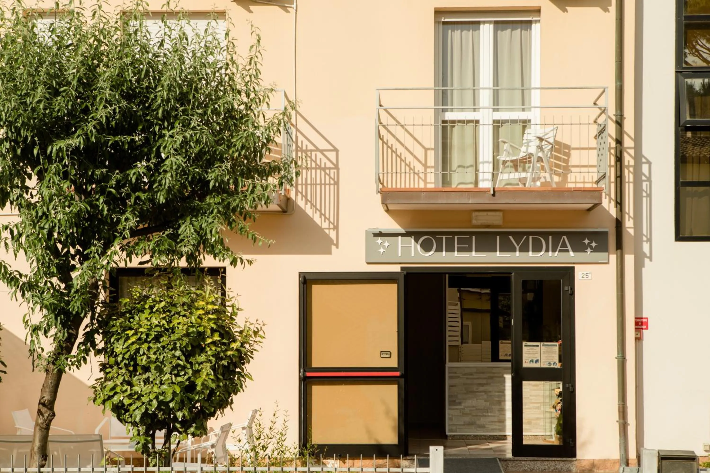 Facade/entrance in Hotel Lydia
