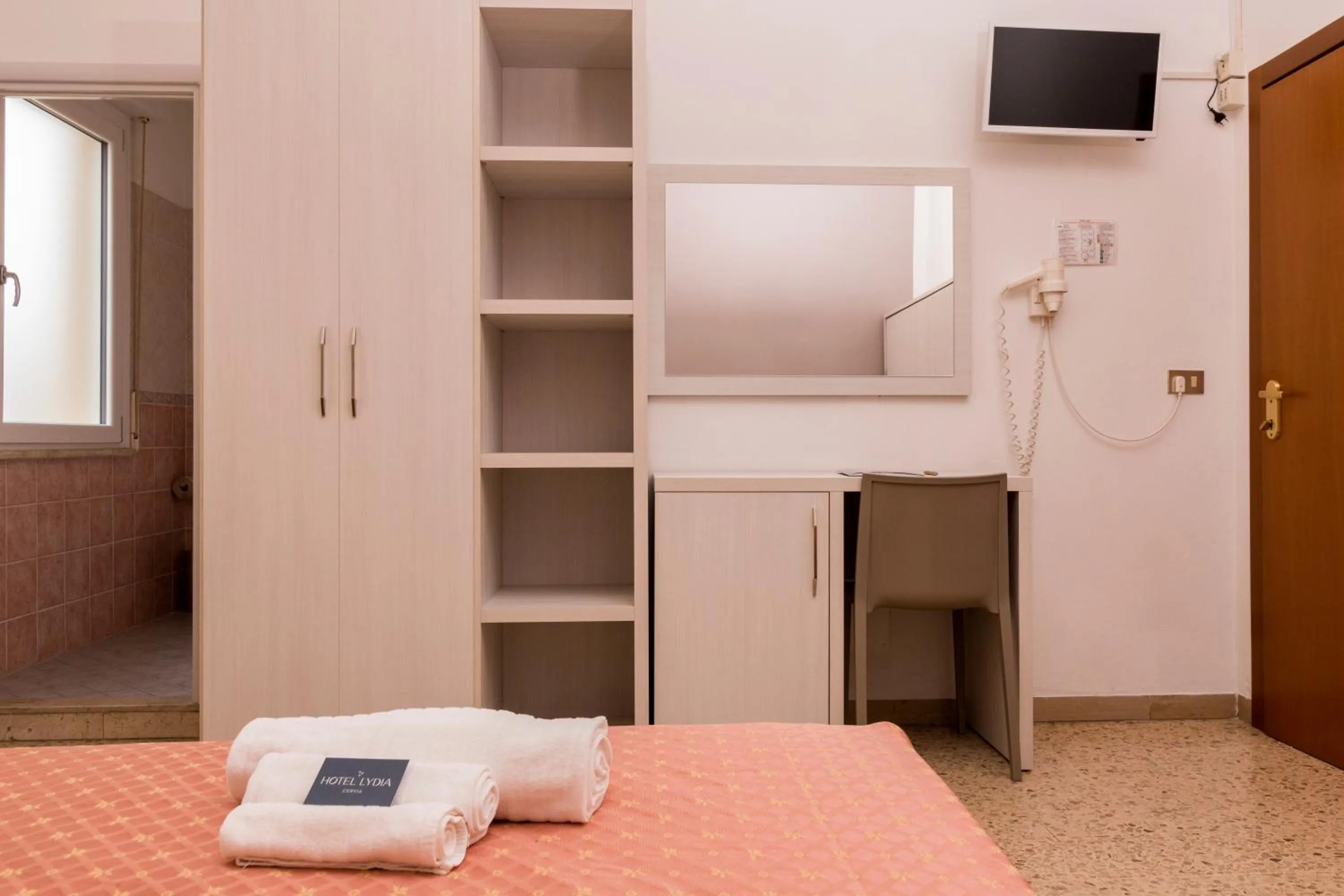 Bedroom, Bed in Hotel Lydia