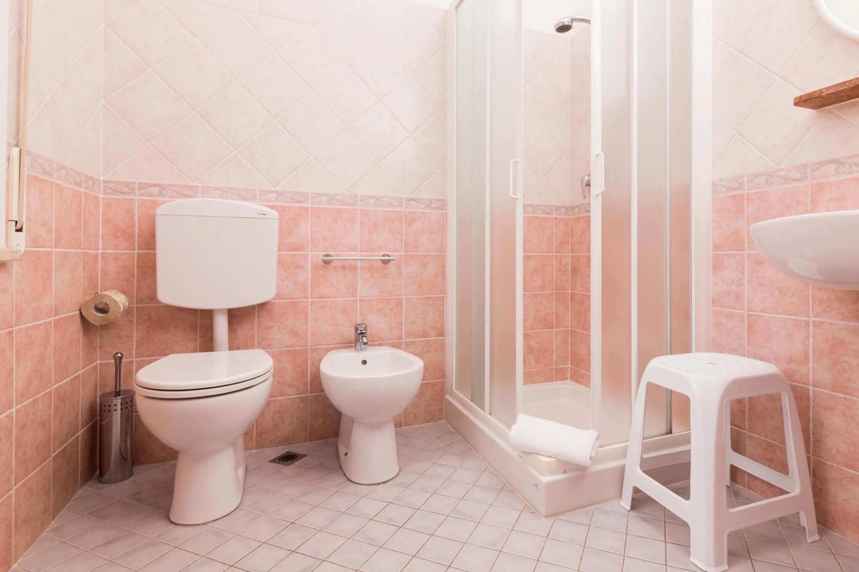 Toilet in Hotel Lydia