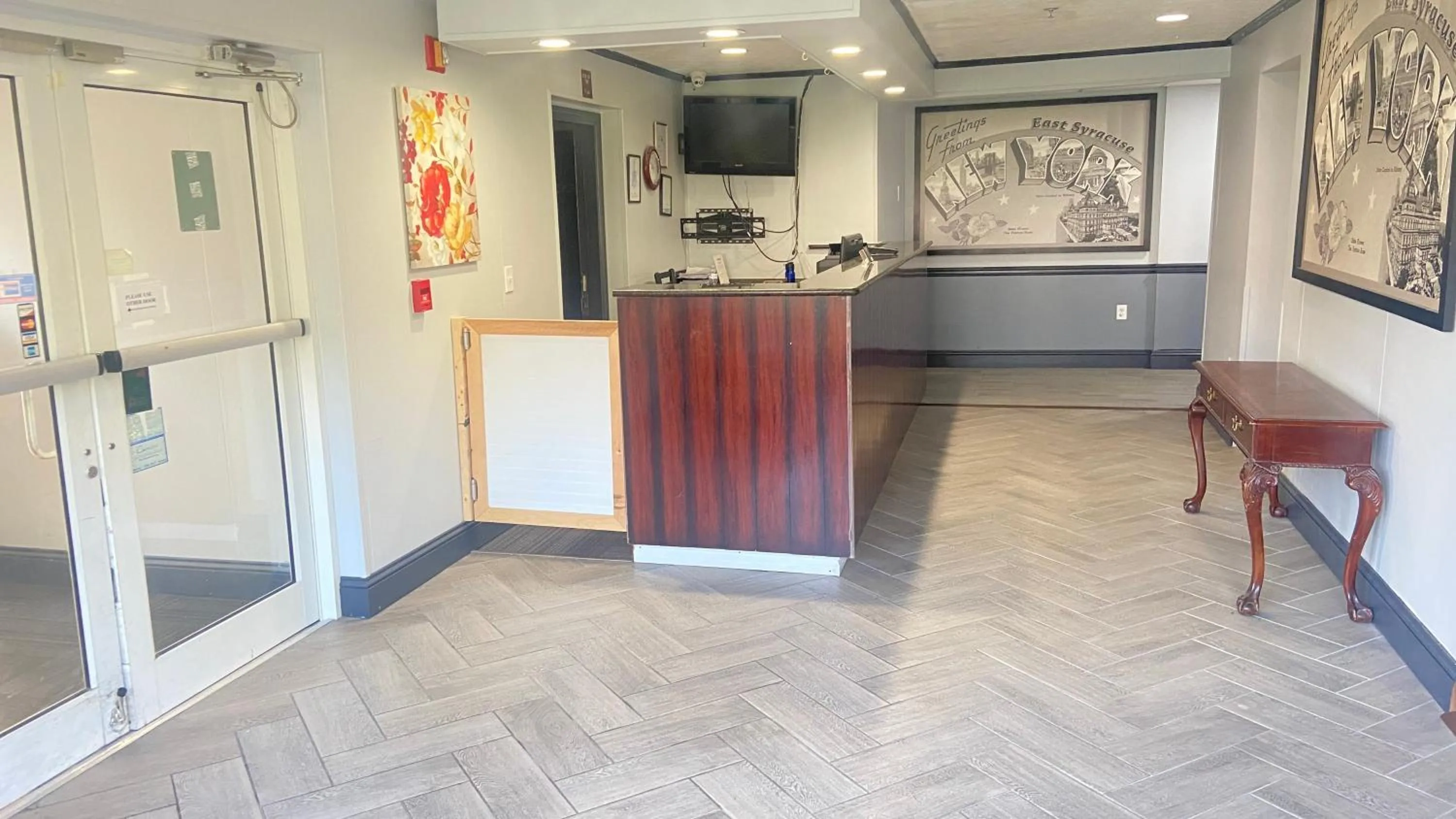 Lobby or reception in Syracuse Inn