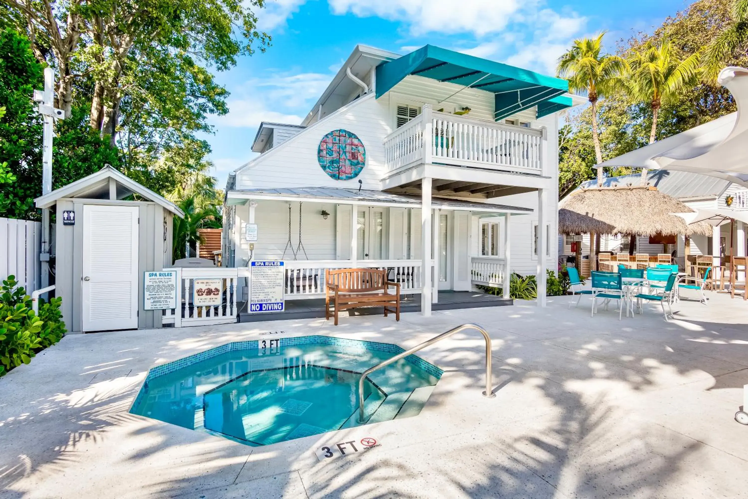 Swimming pool in Eden House Swimming pool in Eden House