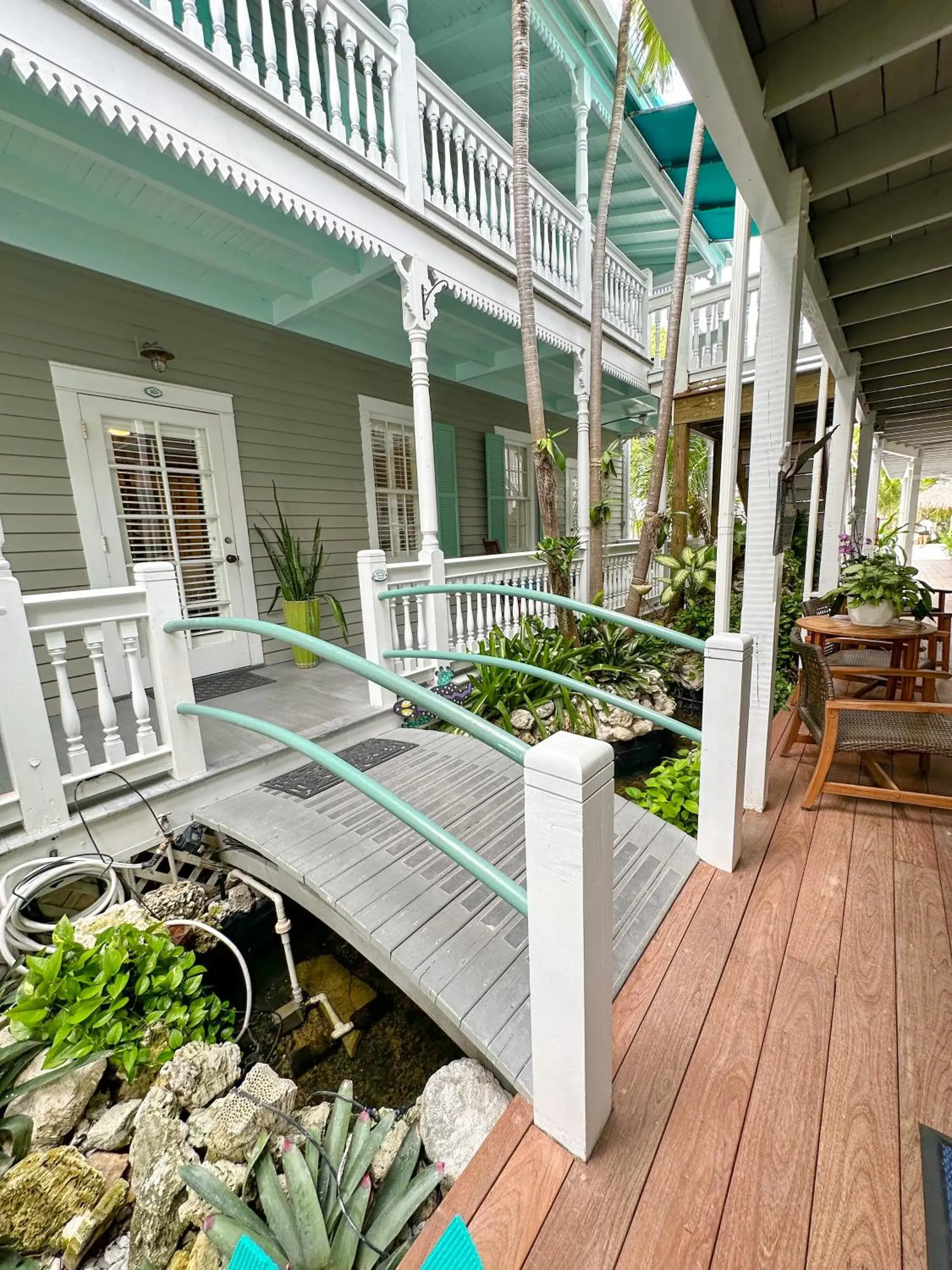 Property building in Eden House Property building in Eden House