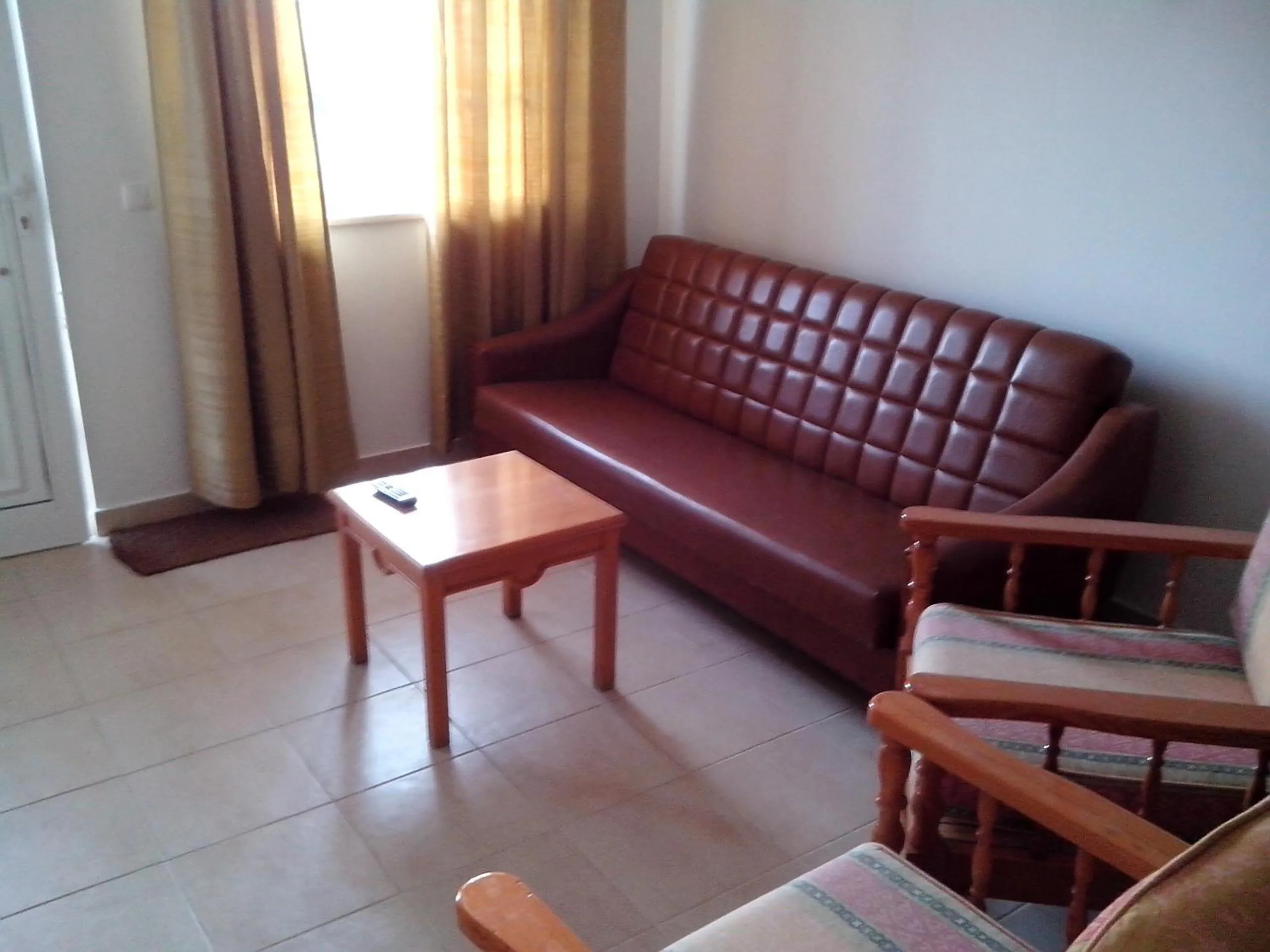 Living room in Albufeira 2 bedroom apartment 5 min from Falesia beach and close to center I