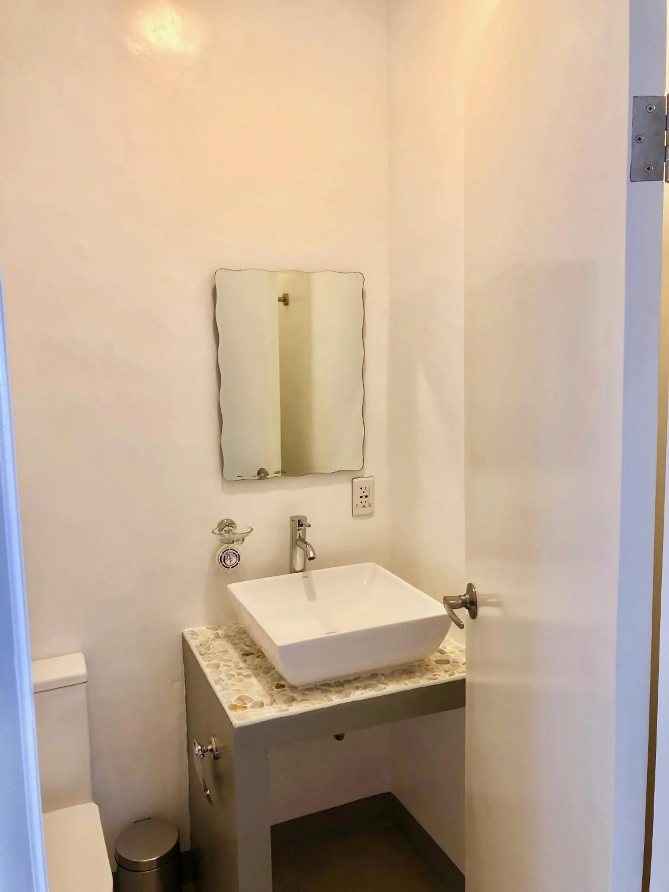 Bathroom in Sunset Cove Beach & Dive Resort