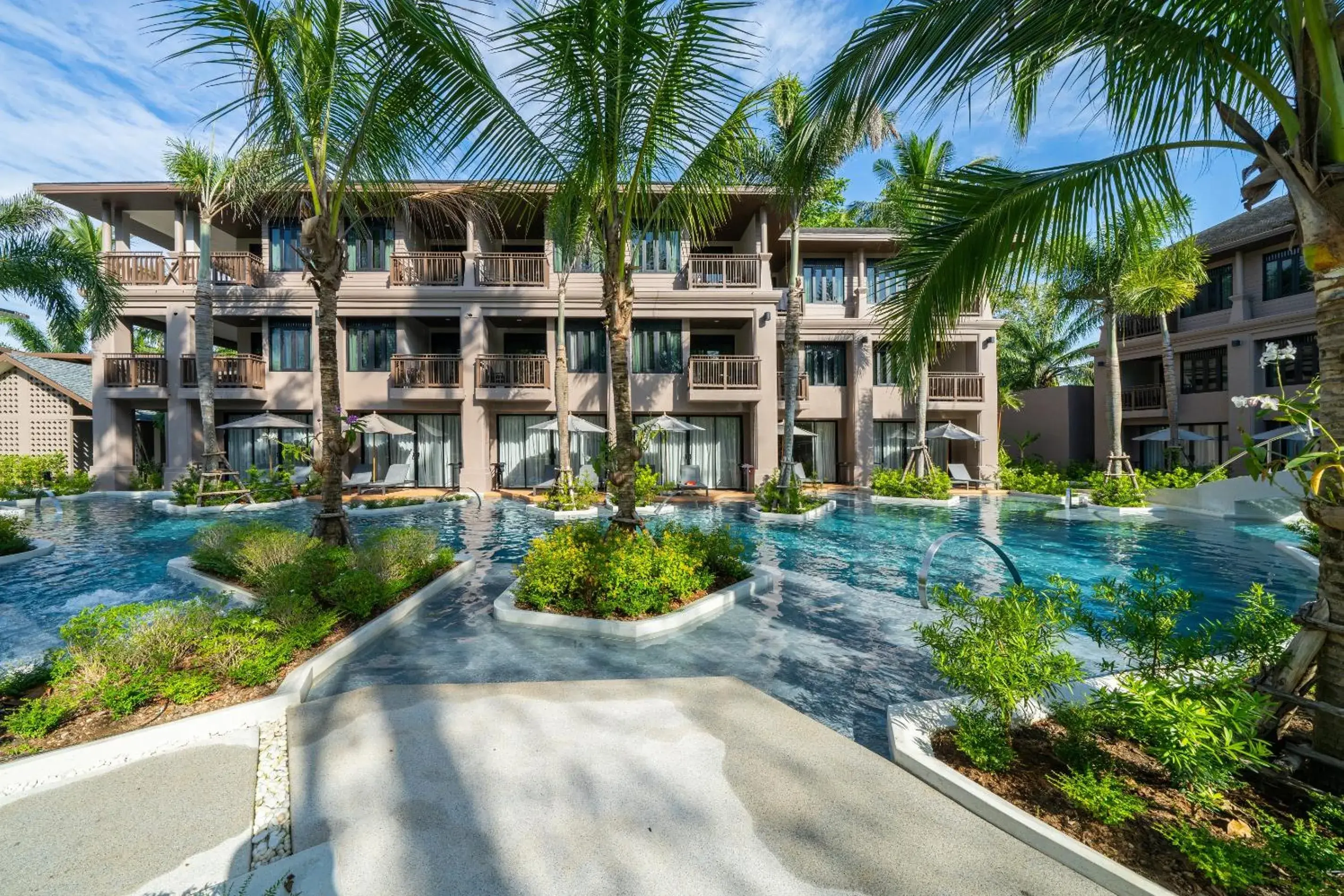 Property building in La Flora Khao Lak - SHA Extra Plus Property building in La Flora Khao Lak - SHA Extra Plus