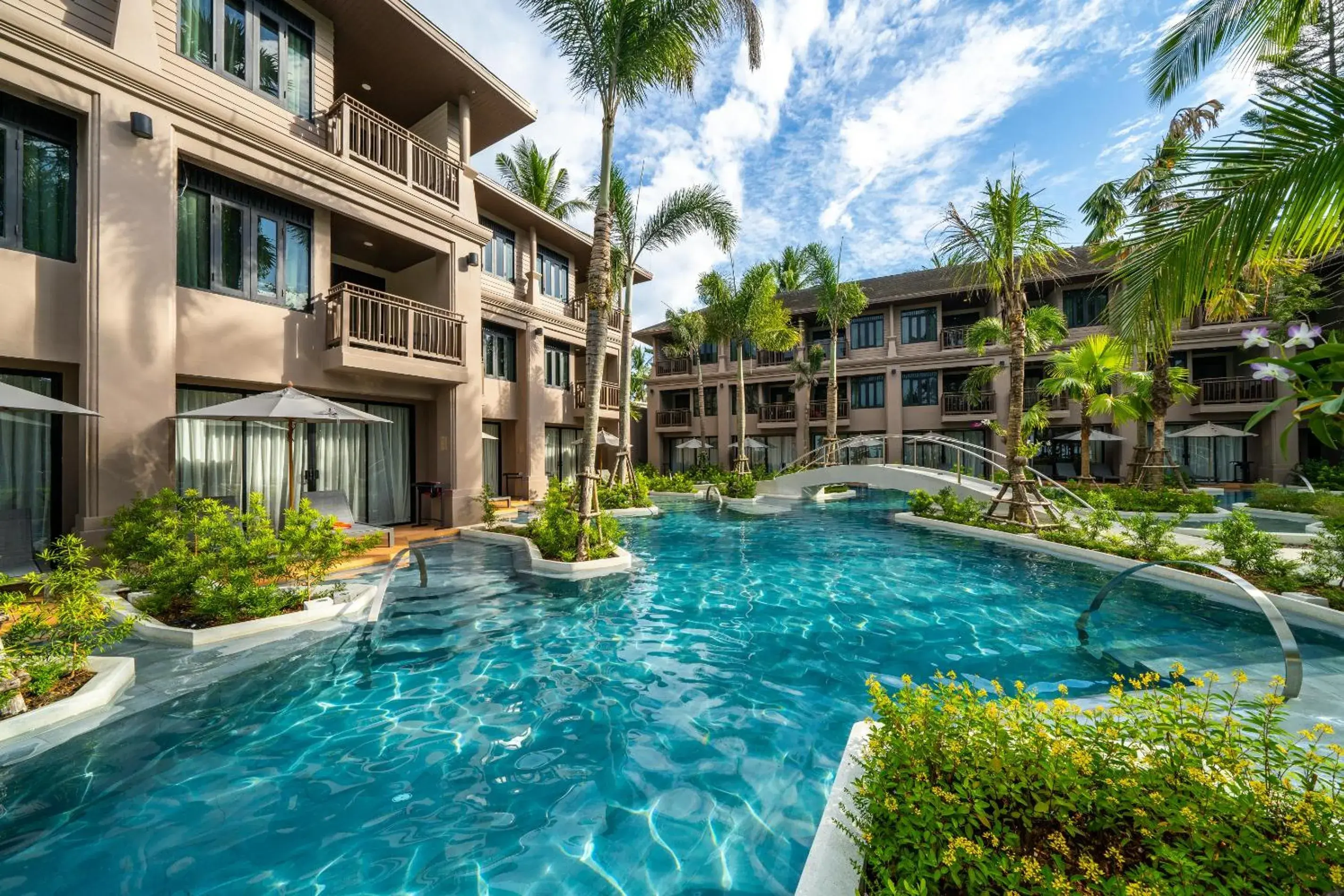 Property building in La Flora Khao Lak - SHA Extra Plus Property building in La Flora Khao Lak - SHA Extra Plus