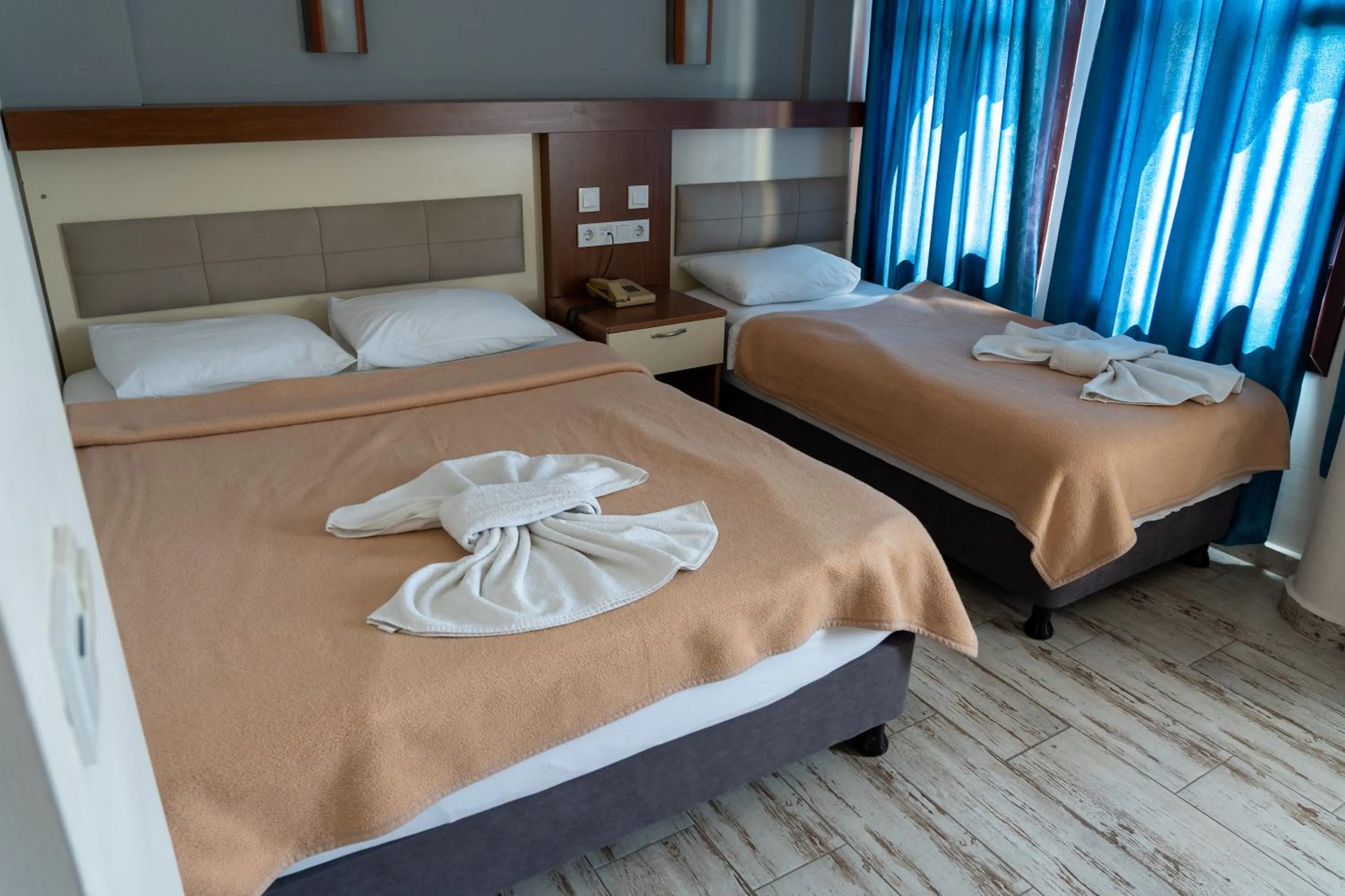 Photo of the whole room, Bed in Eroglu City Hotel