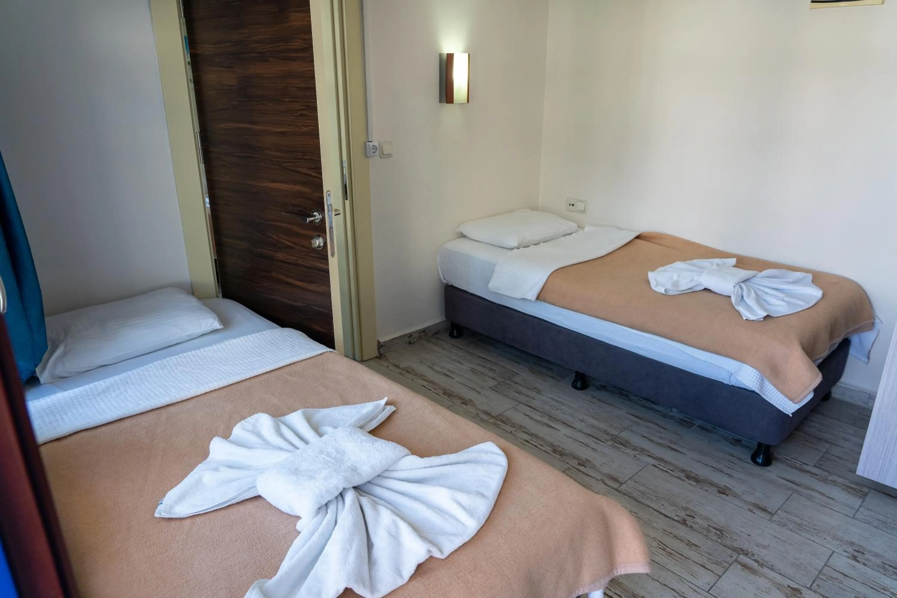 Photo of the whole room, Bed in Eroglu City Hotel