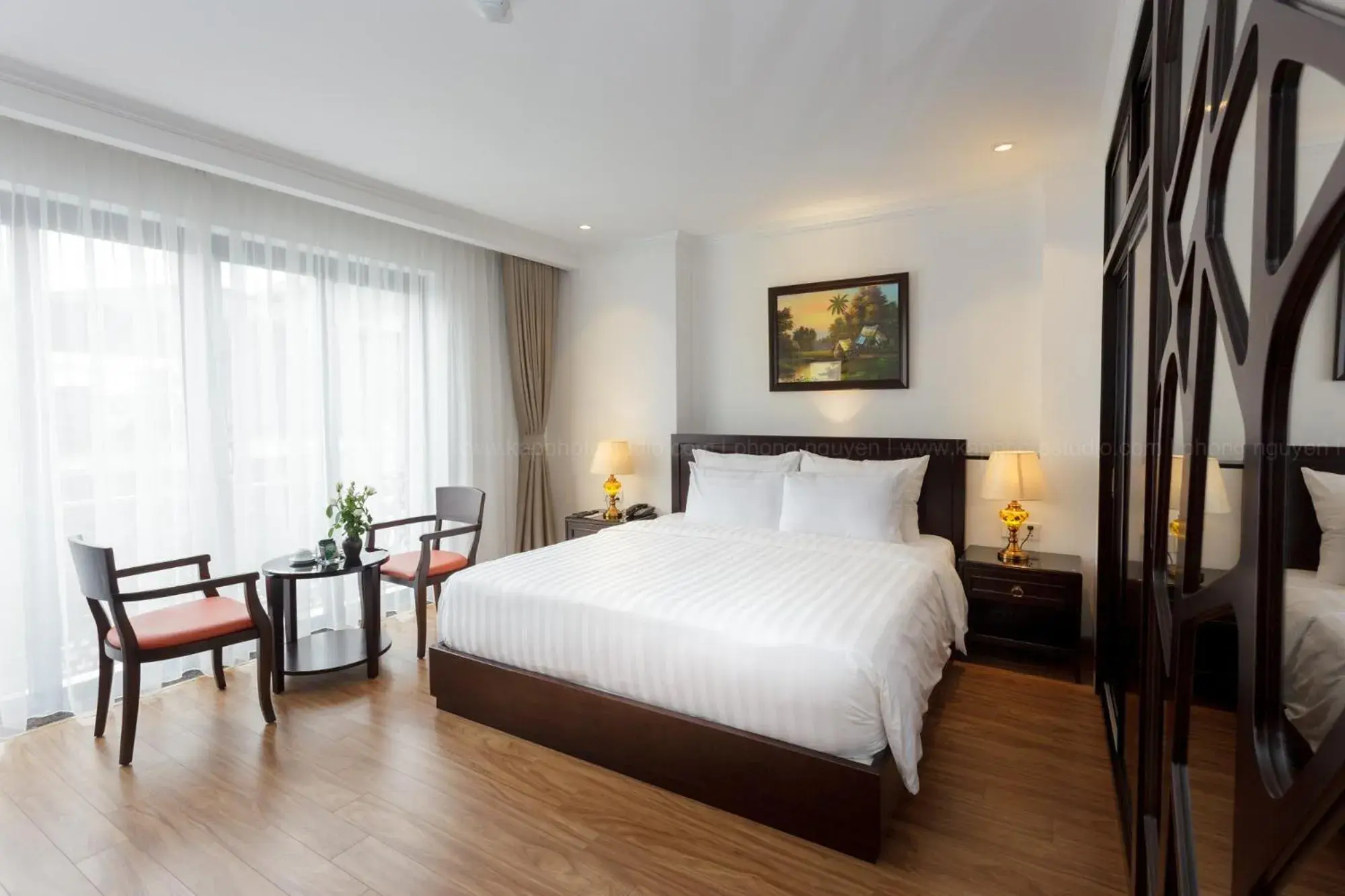 Bed in Hotel De La Seine Bed in Hotel De La Seine