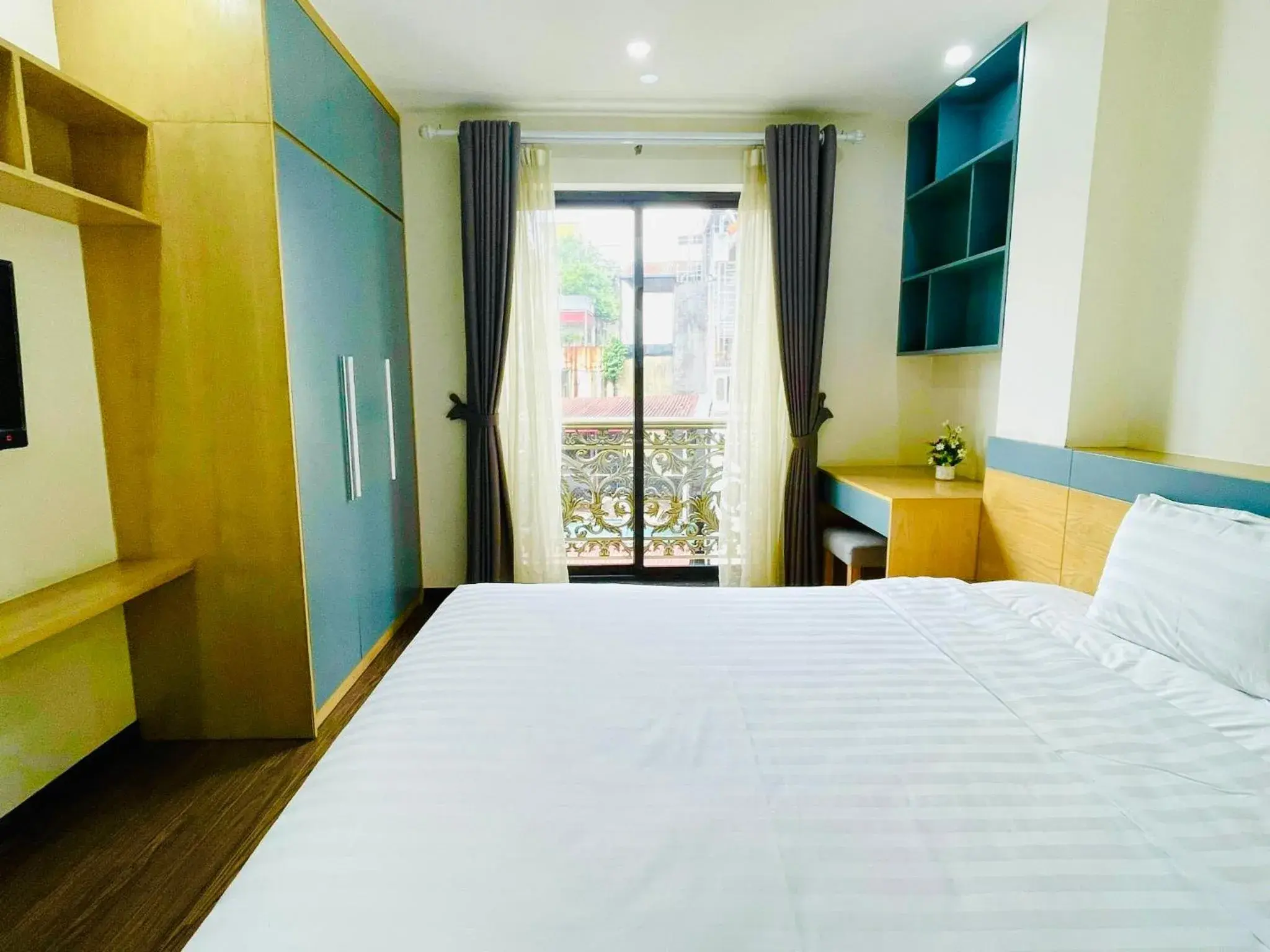 Bedroom, Bed in Hotel De La Seine Bedroom, Bed in Hotel De La Seine