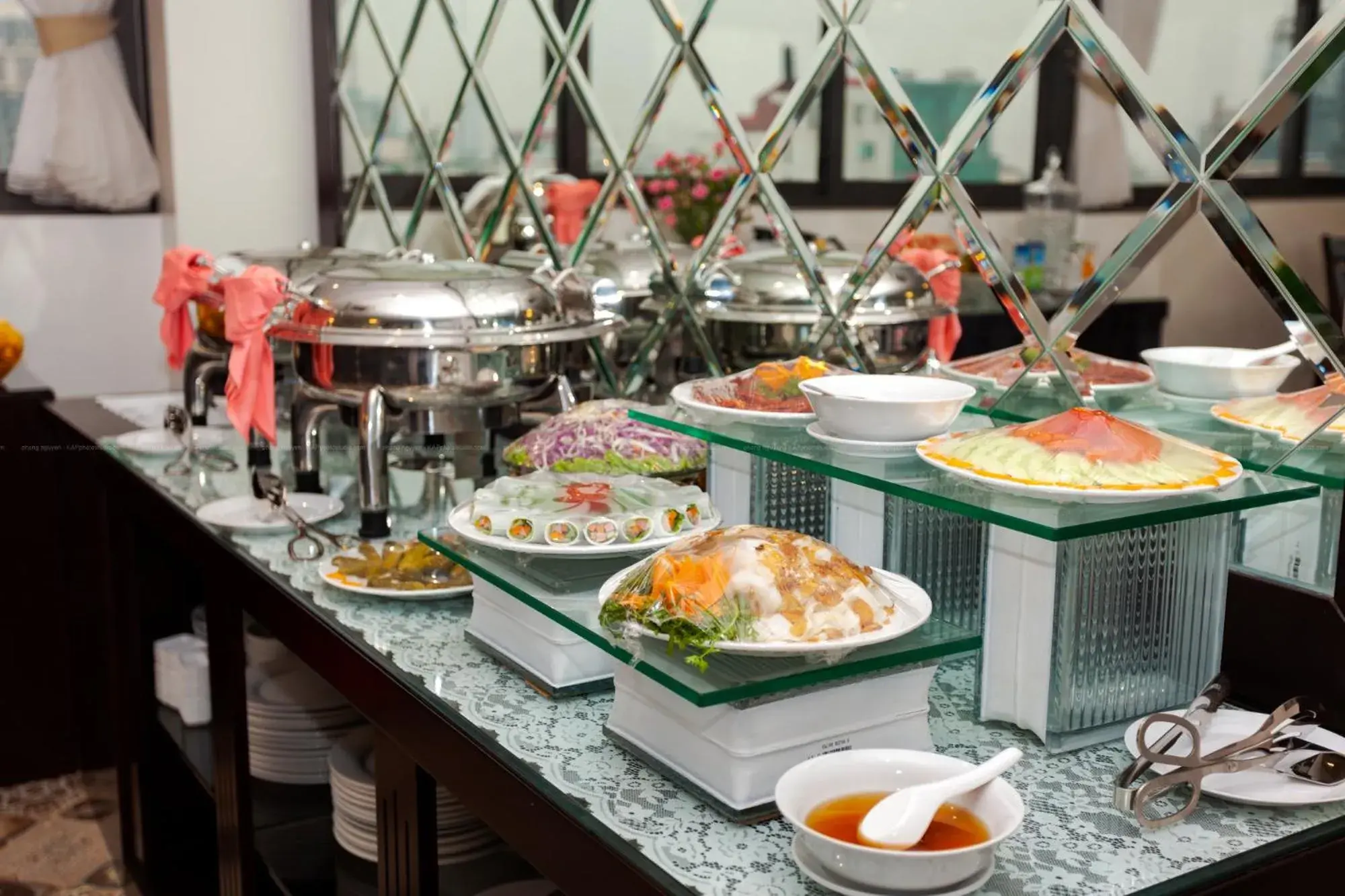 Restaurant/places to eat in Hotel De La Seine Restaurant/places to eat in Hotel De La Seine