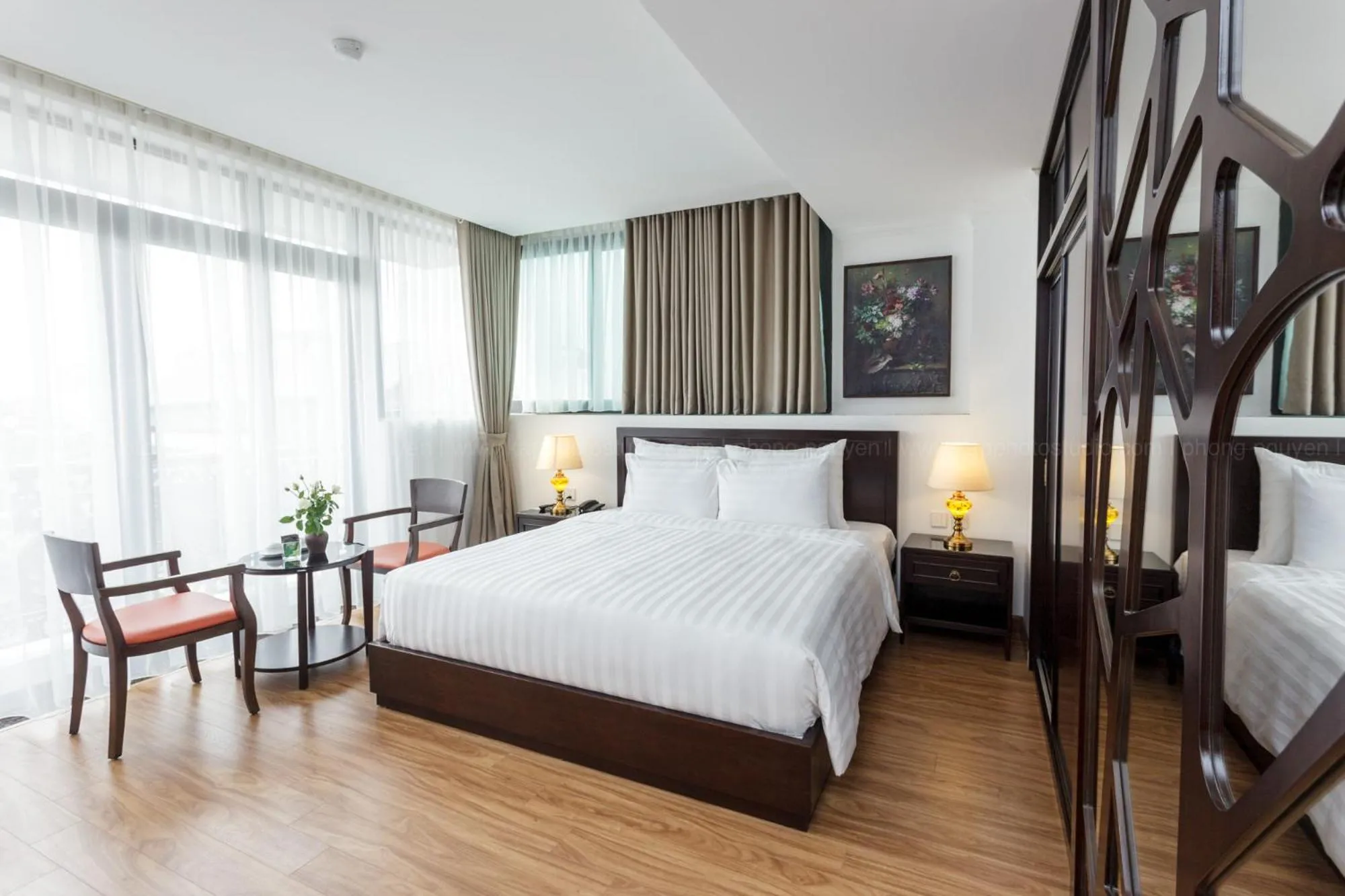 Bed in Hotel De La Seine