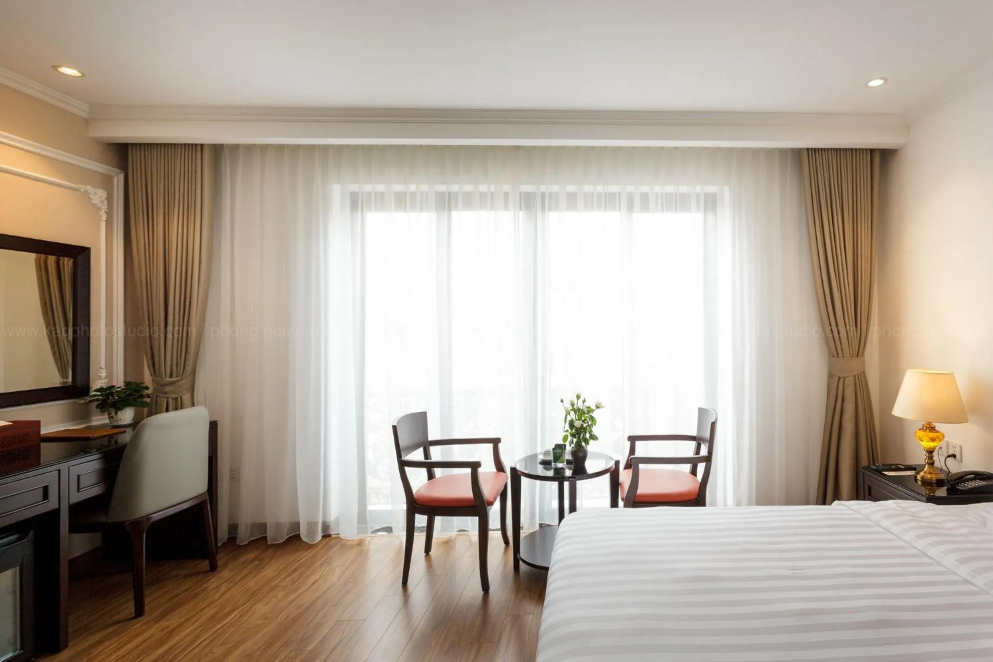 Bed in Hotel De La Seine