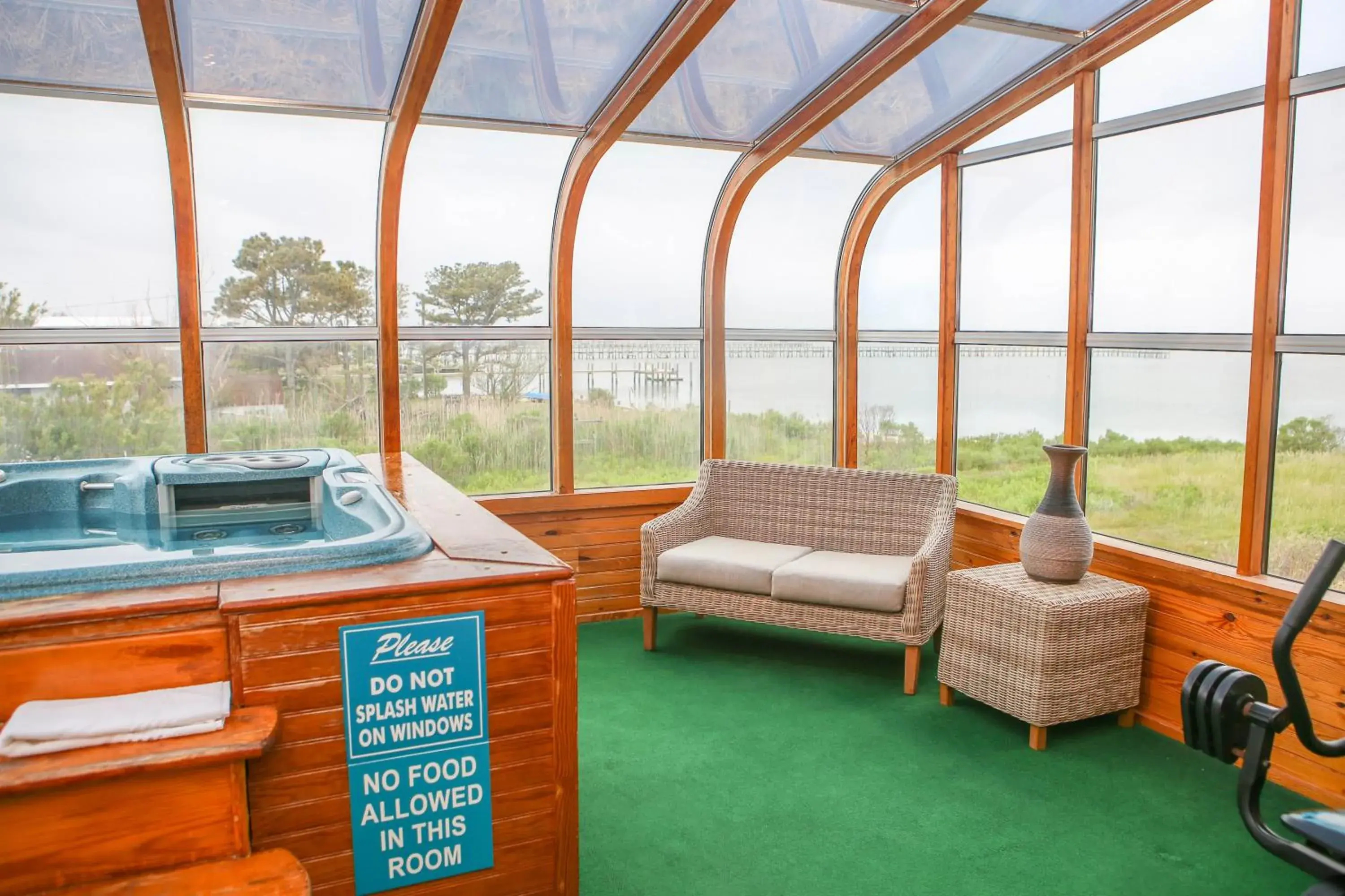 Spa and wellness centre/facilities in Waterside Inn Spa and wellness centre/facilities in Waterside Inn