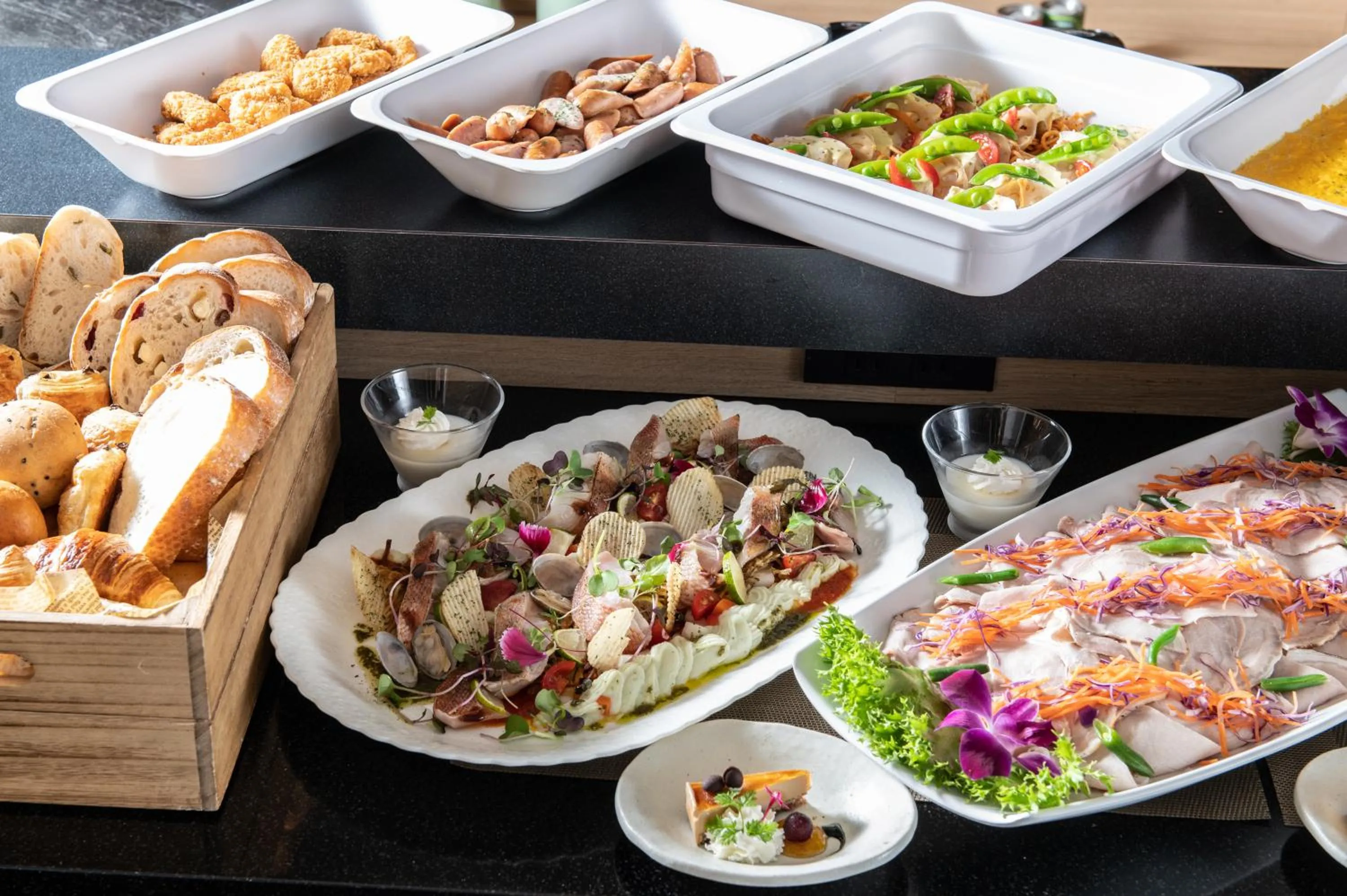 Buffet breakfast in Hotel Vista Fukuoka Nakasu-Kawabata