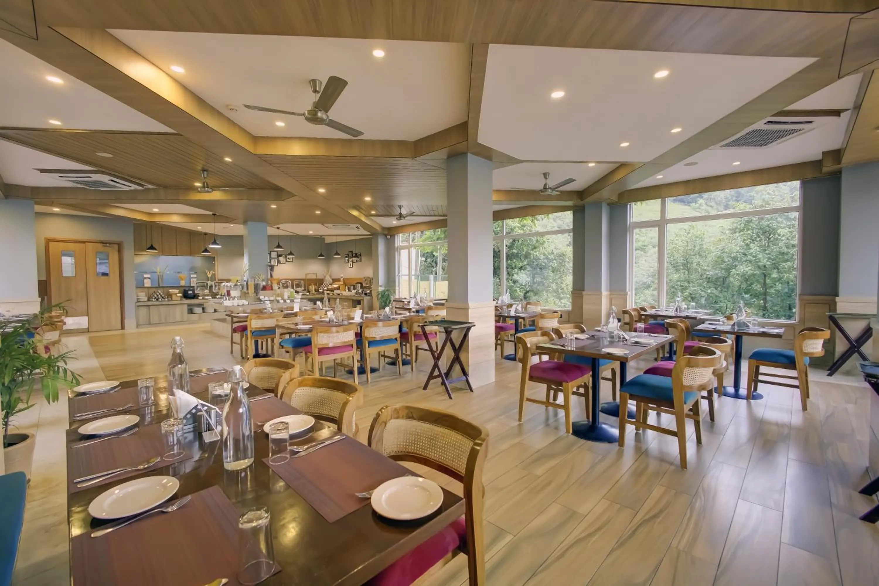Restaurant/places to eat in Cygnett Resort Mountain Breeze