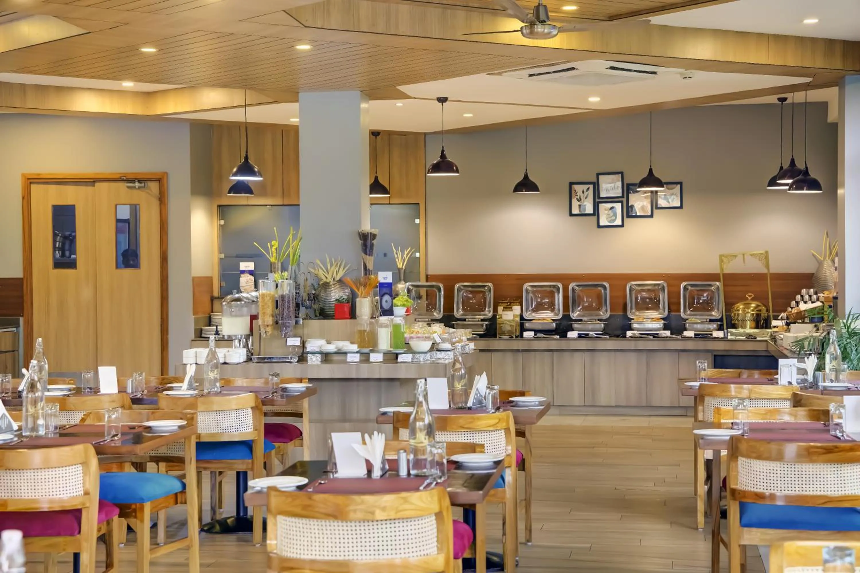 Restaurant/places to eat in Cygnett Resort Mountain Breeze