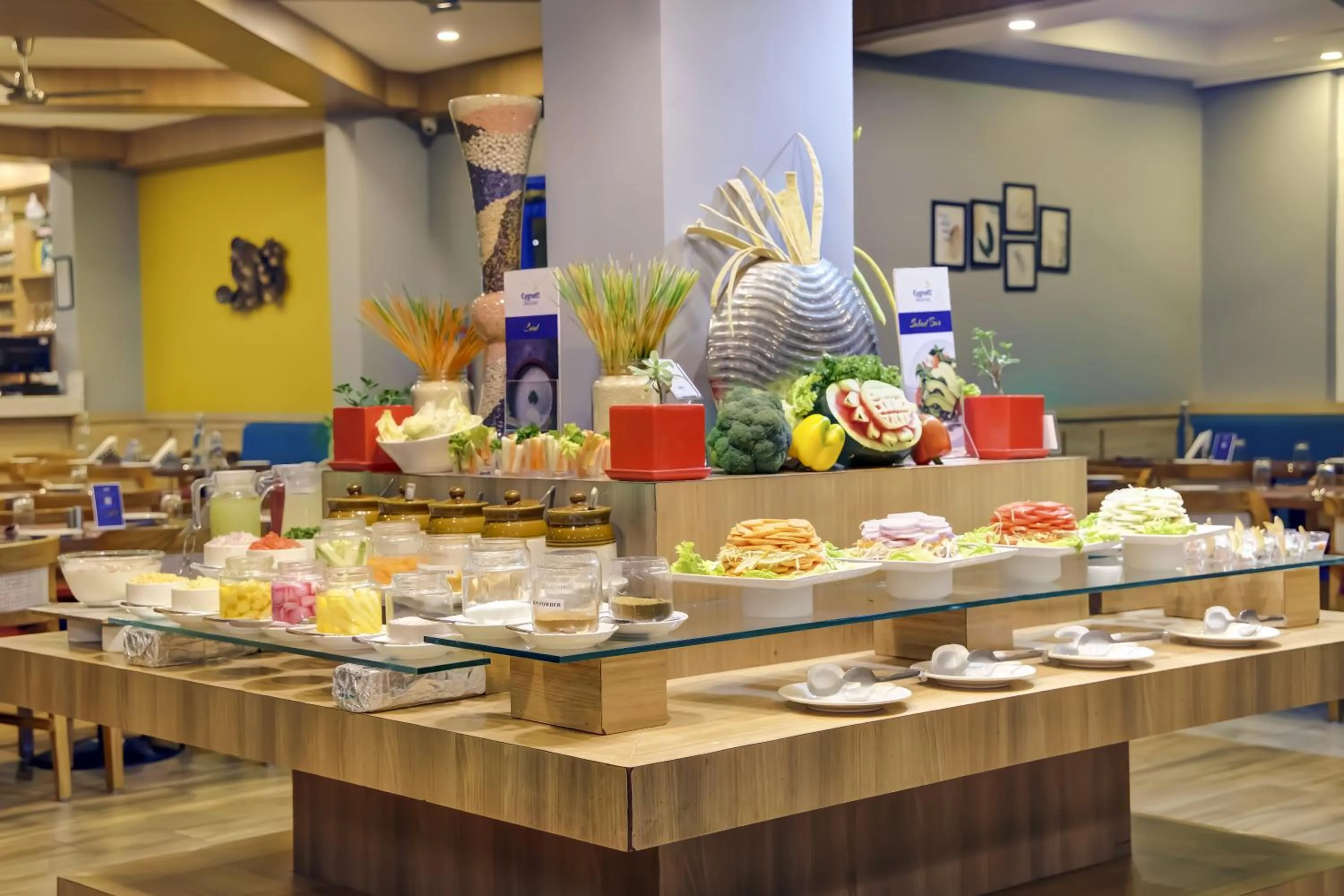 Restaurant/places to eat in Cygnett Resort Mountain Breeze