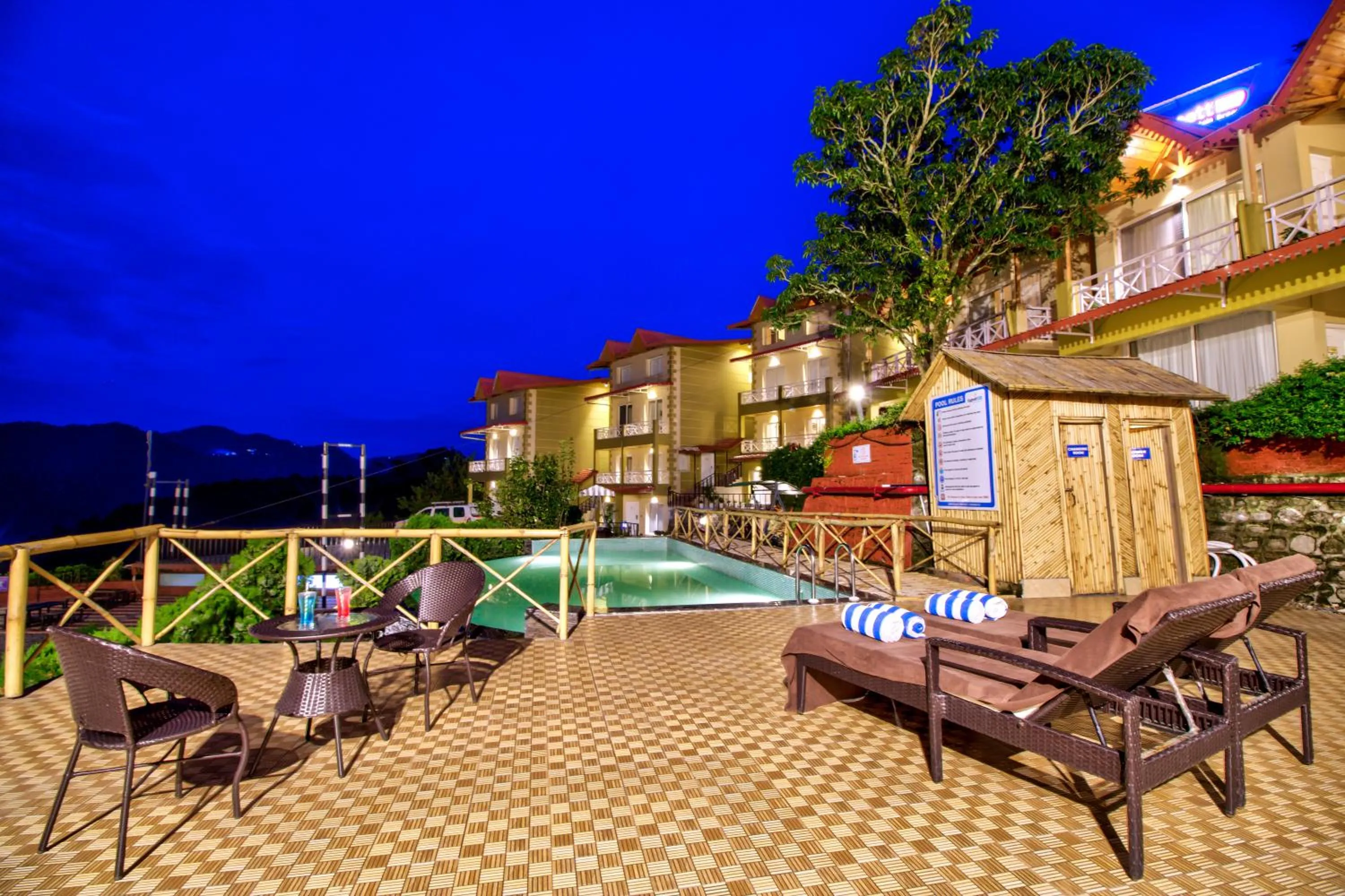 Swimming pool in Cygnett Resort Mountain Breeze